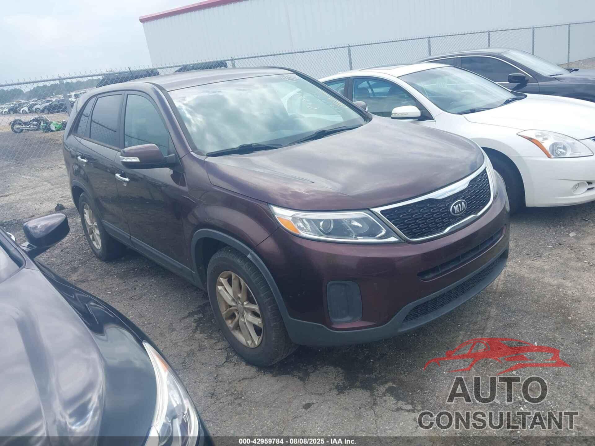 KIA SORENTO 2015 - 5XYKT3A62FG585798
