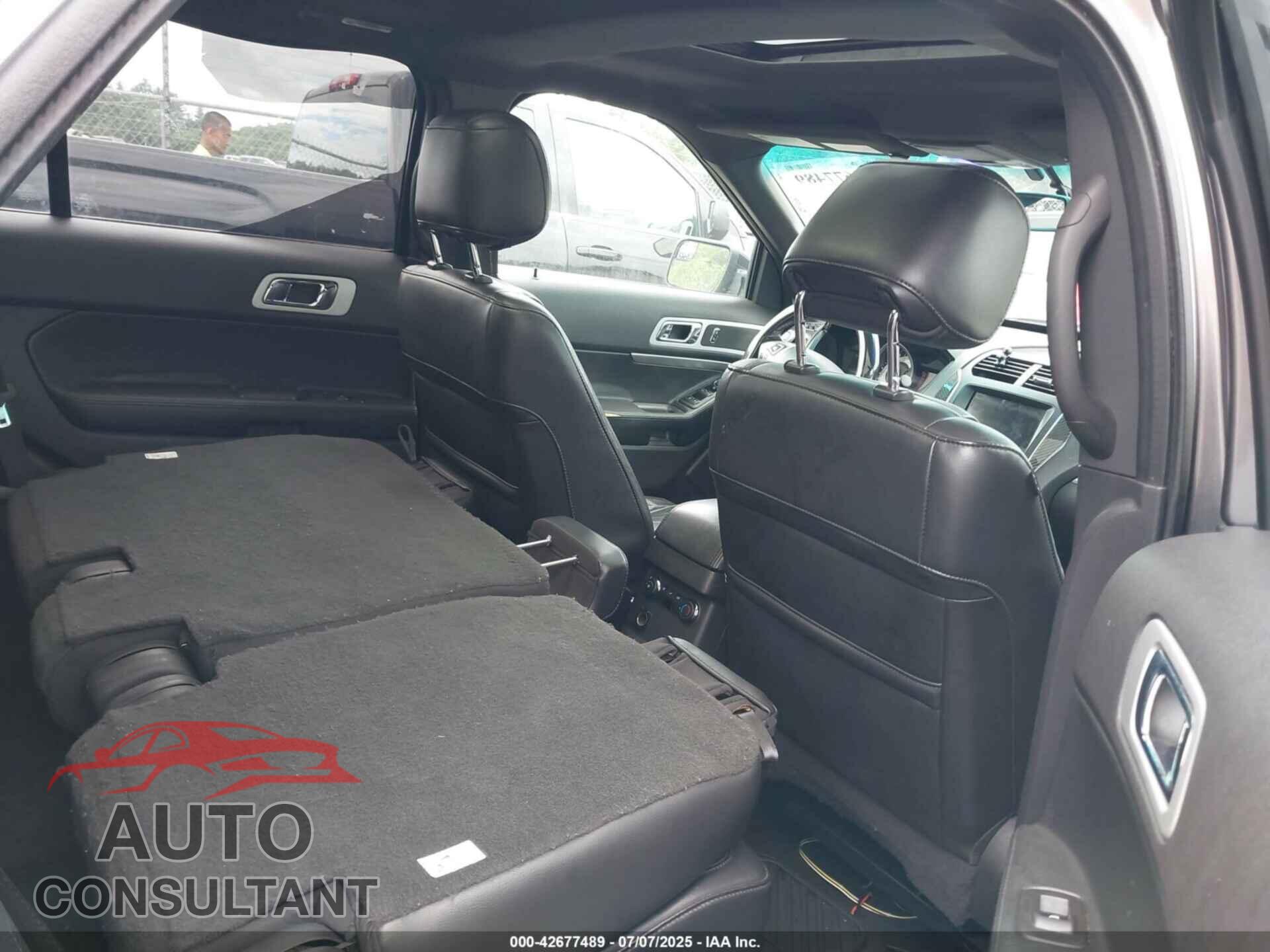 FORD EXPLORER 2011 - 1FMHK8D82BGA77941