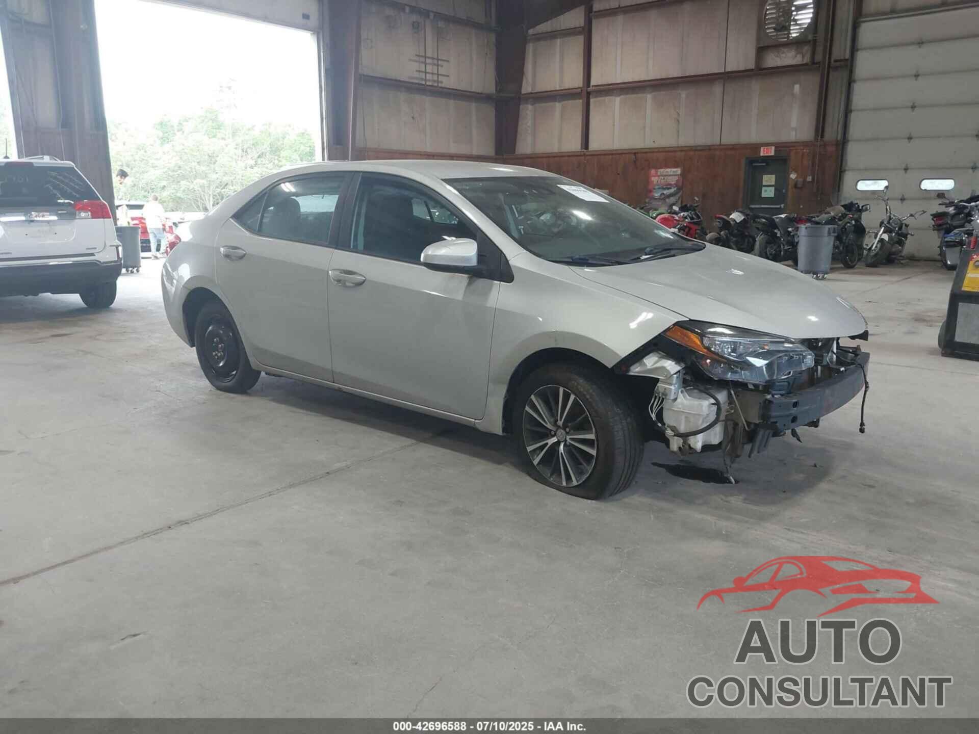 TOYOTA COROLLA 2017 - 5YFBURHE3HP590505