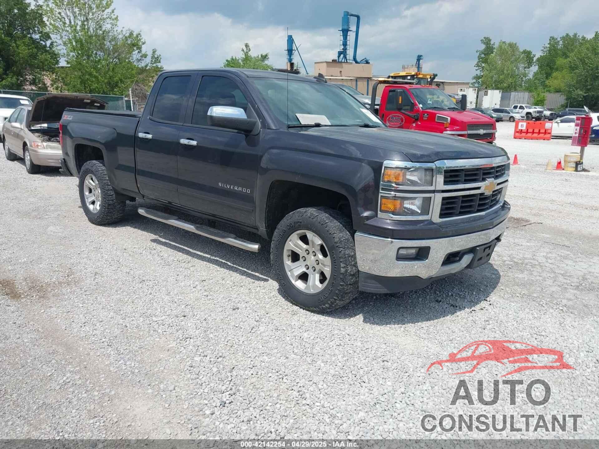 CHEVROLET SILVERADO 1500 2015 - 1GCVKREC7FZ218304