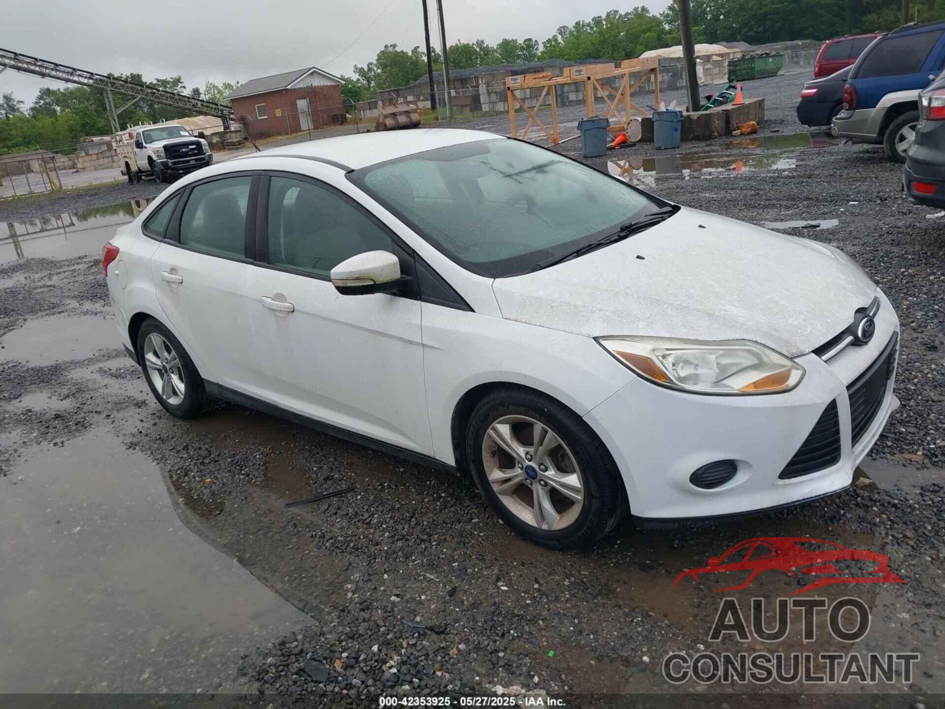 FORD FOCUS 2014 - 1FADP3F27EL284245