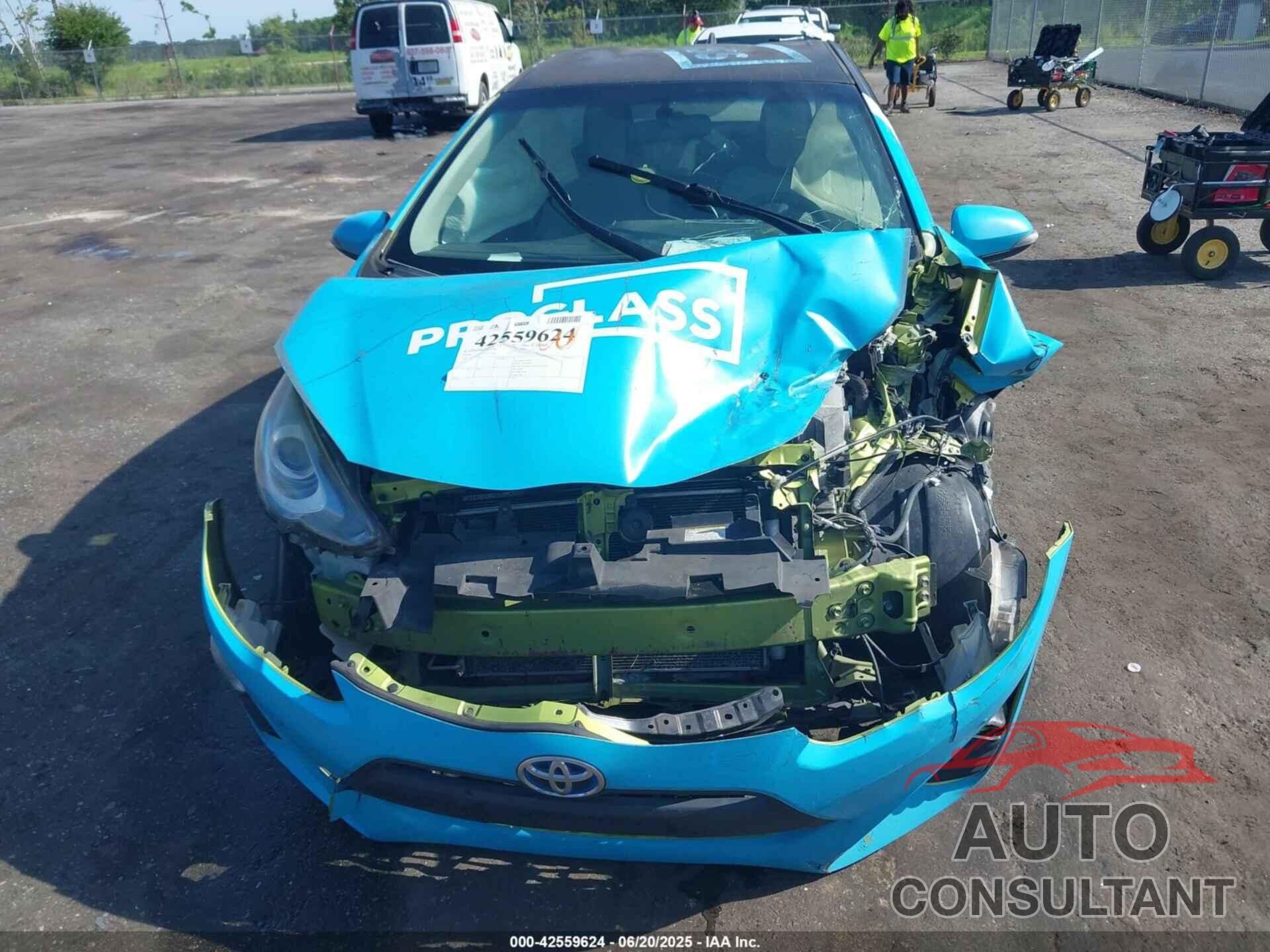TOYOTA PRIUS C 2016 - JTDKDTB37G1135616