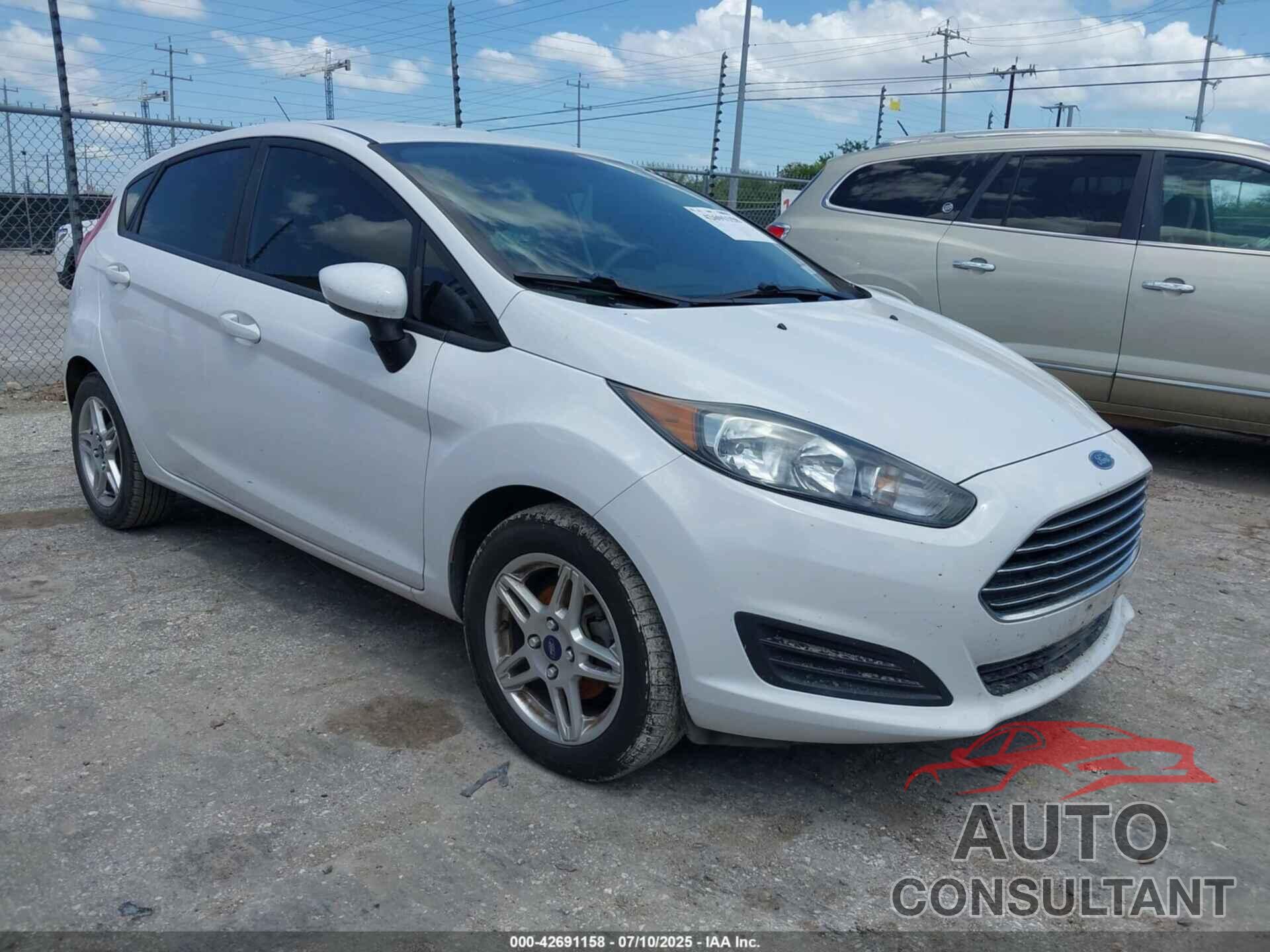 FORD FIESTA 2019 - 3FADP4EJ4KM142413