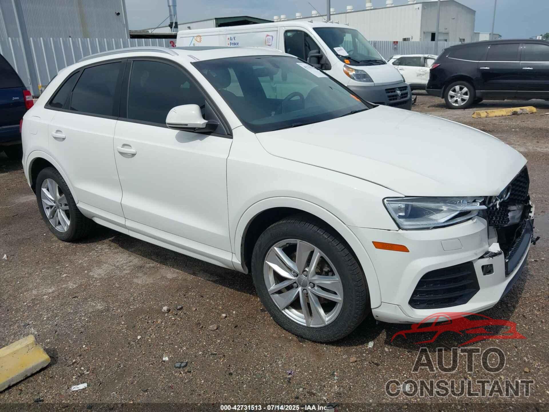 AUDI Q3 2017 - WA1ECCFS7HR002577