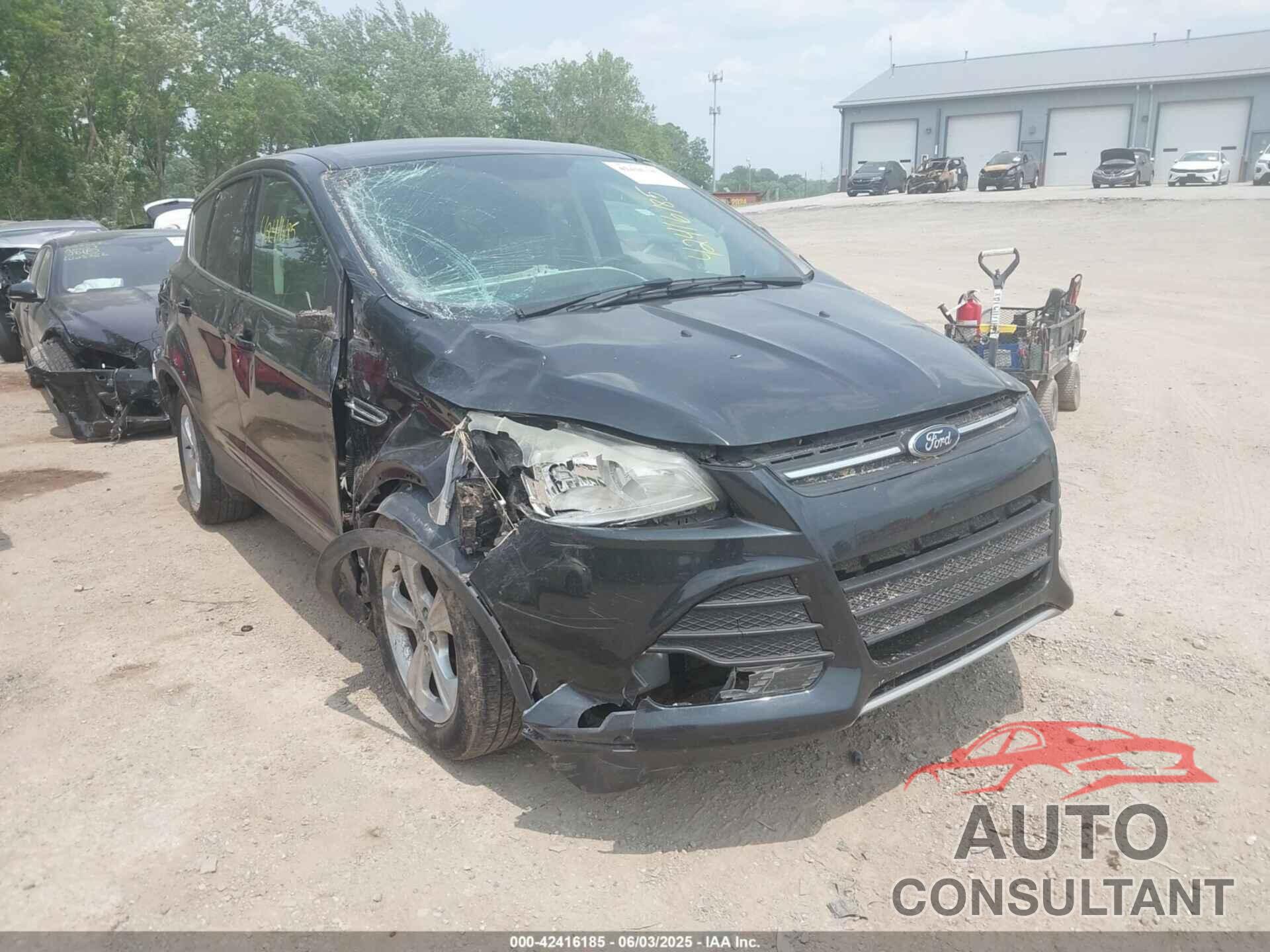 FORD ESCAPE 2015 - 1FMCU0GX2FUC23450