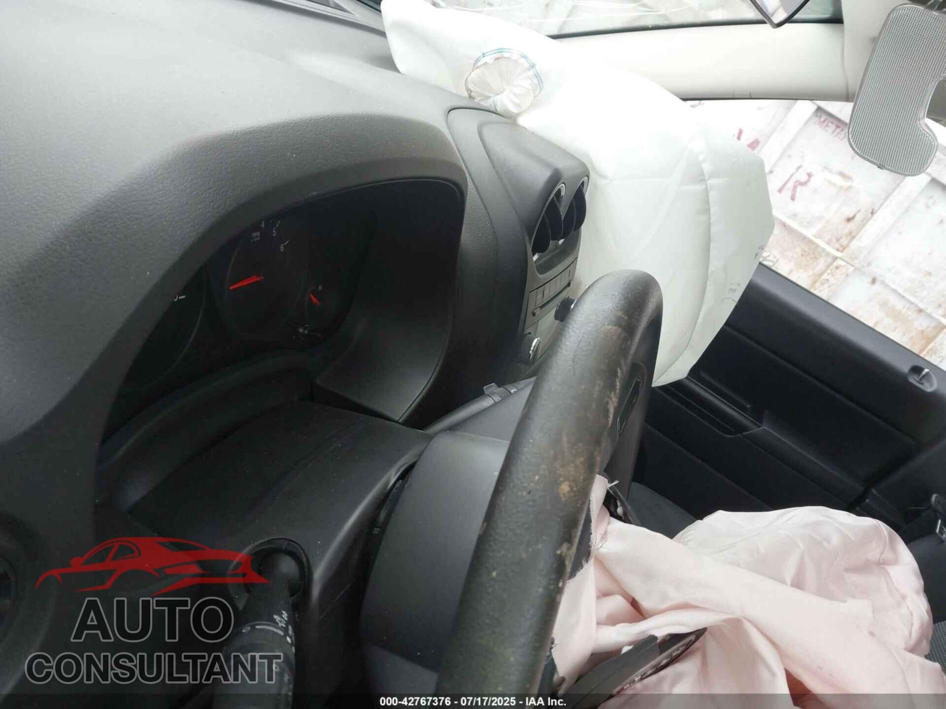 JEEP COMPASS 2011 - 1J4NF1FB2BD148448