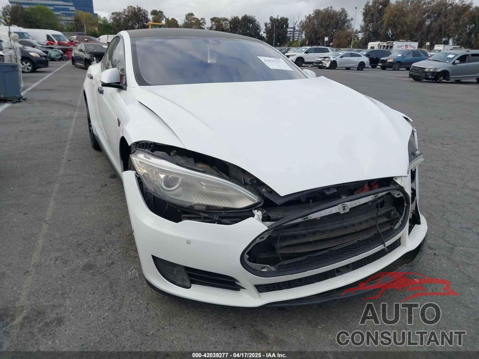 TESLA MODEL S 2014 - 5YJSA1H14EFP61583
