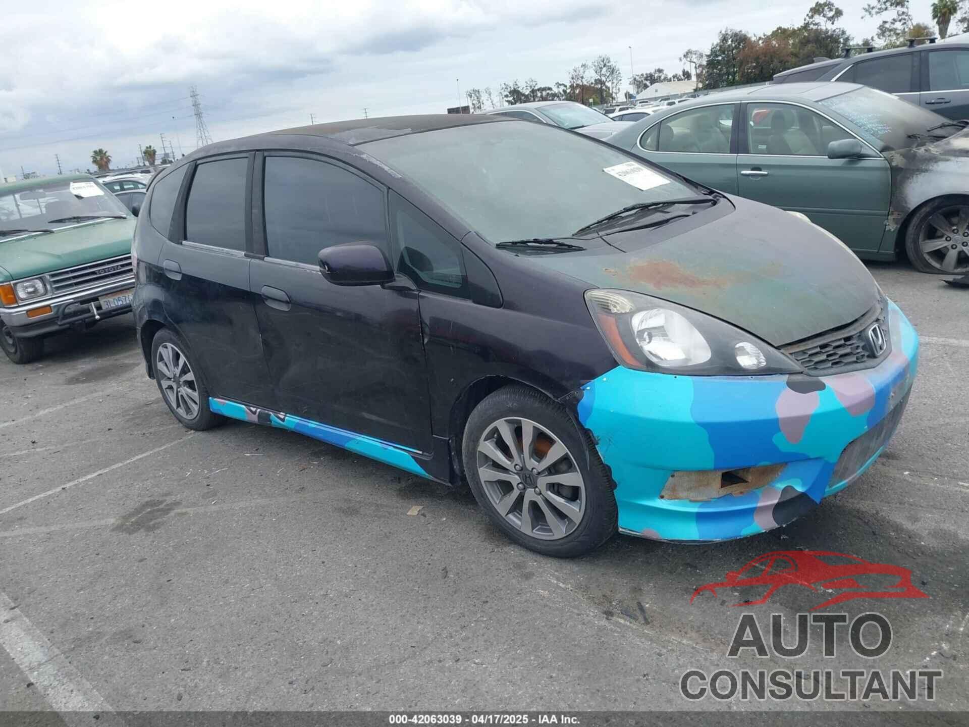HONDA FIT 2013 - JHMGE8G50DC064283