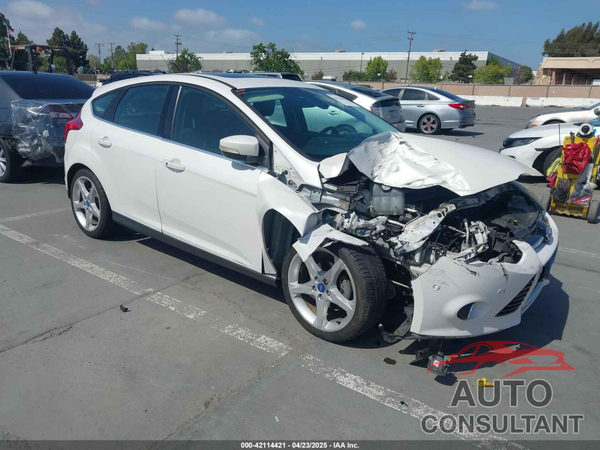 FORD FOCUS 2012 - 1FAHP3N20CL161399