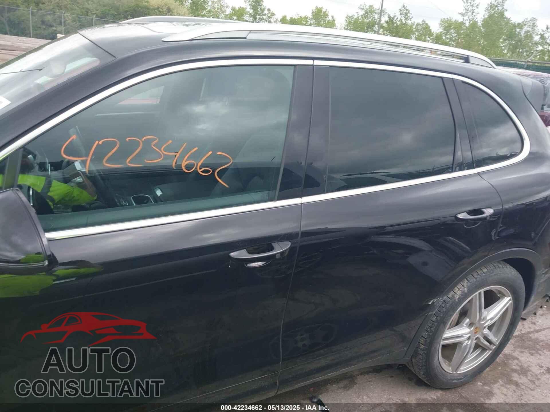 PORSCHE CAYENNE 2016 - WP1AB2A23GLA95509