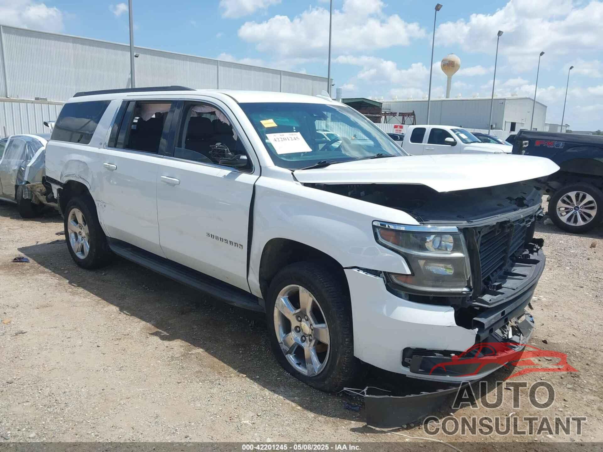 CHEVROLET SUBURBAN 2017 - 1GNSCHKC2HR285420