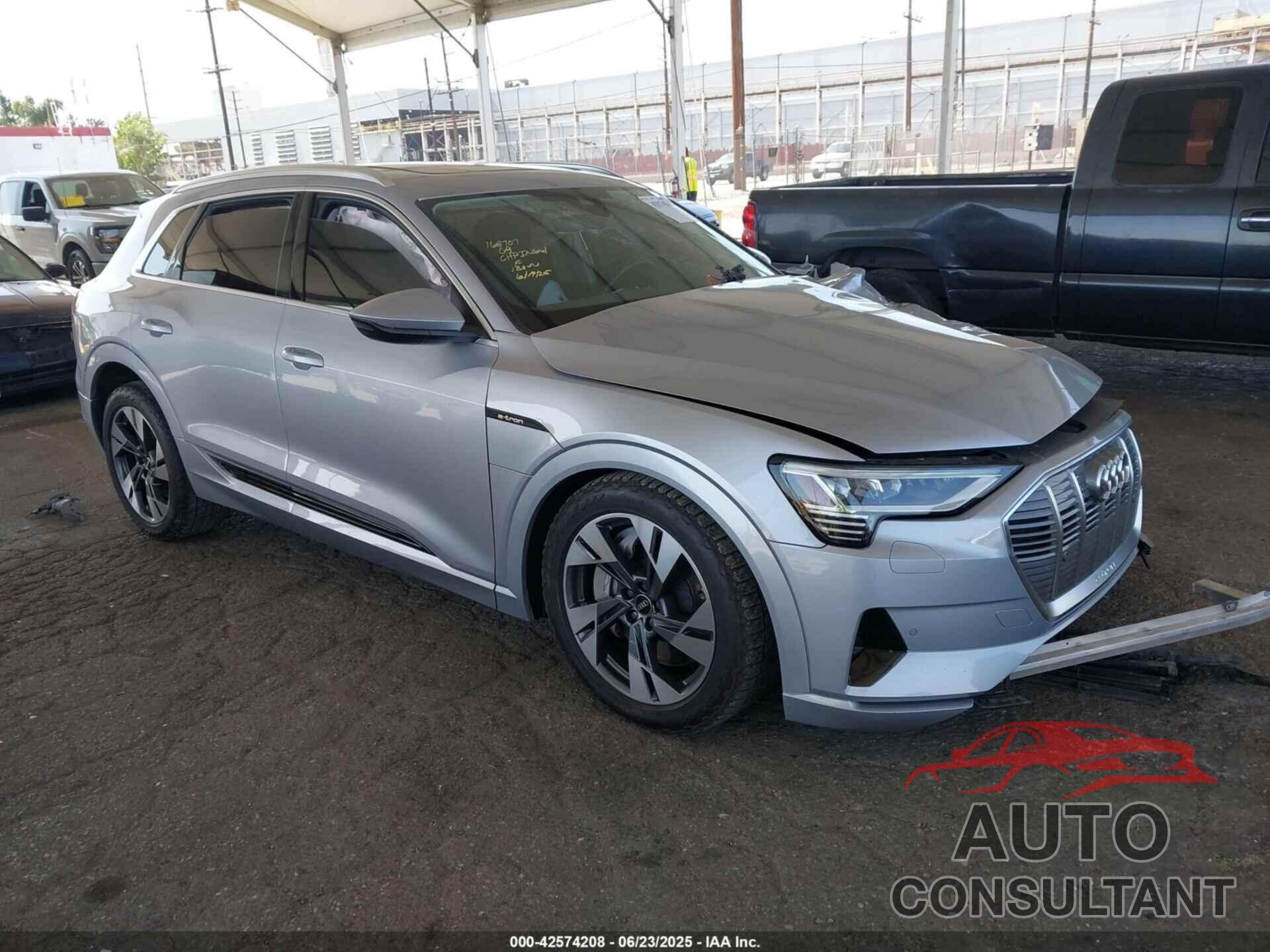 AUDI E-TRON 2022 - WA1AAAGE5NB020579