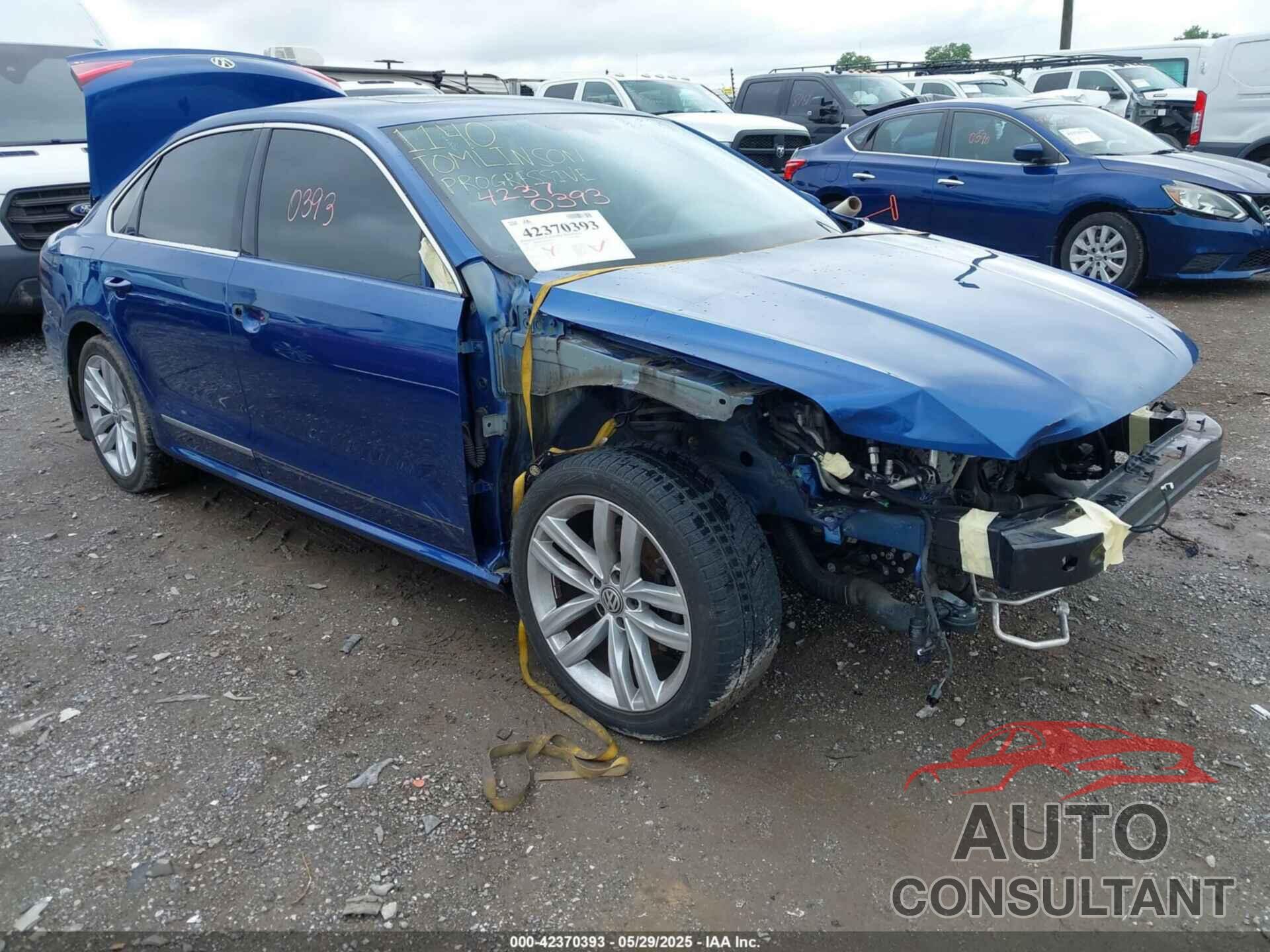 VOLKSWAGEN PASSAT 2017 - 1VWGT7A3XHC038978