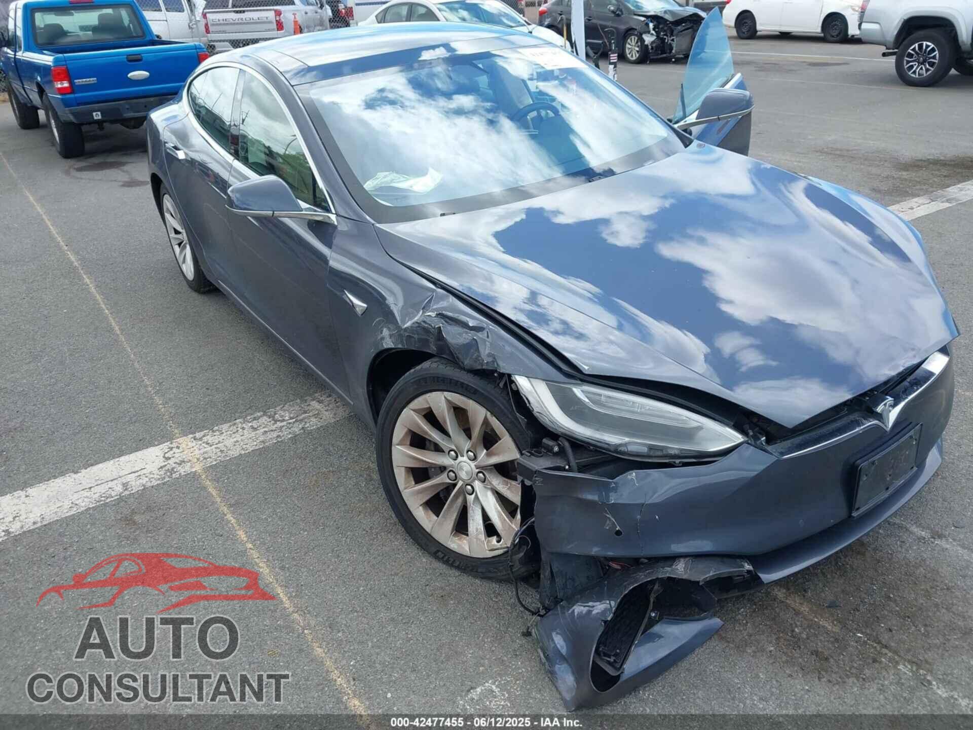 TESLA MODEL S 2017 - 5YJSA1E2XHF190425