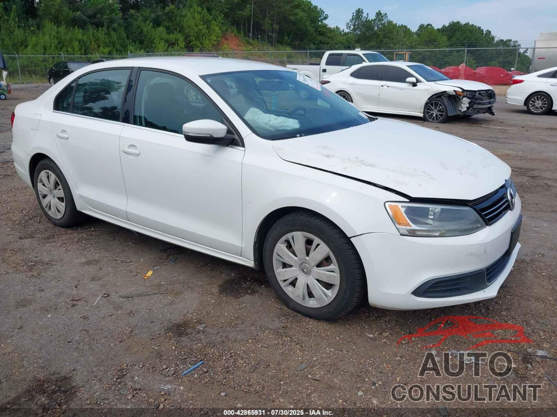 VOLKSWAGEN JETTA 2013 - 3VWDP7AJ8DM404516