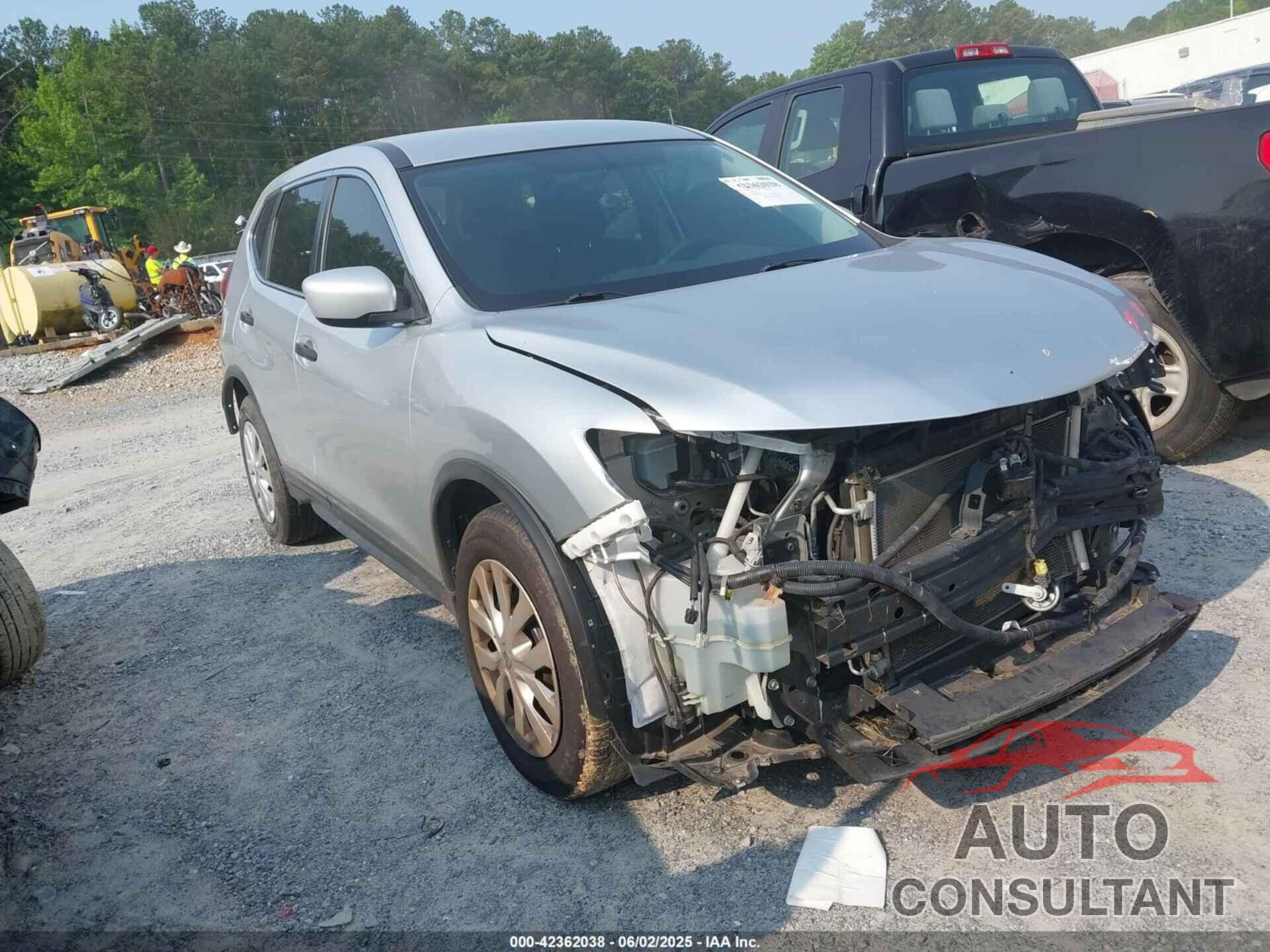 NISSAN ROGUE 2017 - KNMAT2MT5HP579615