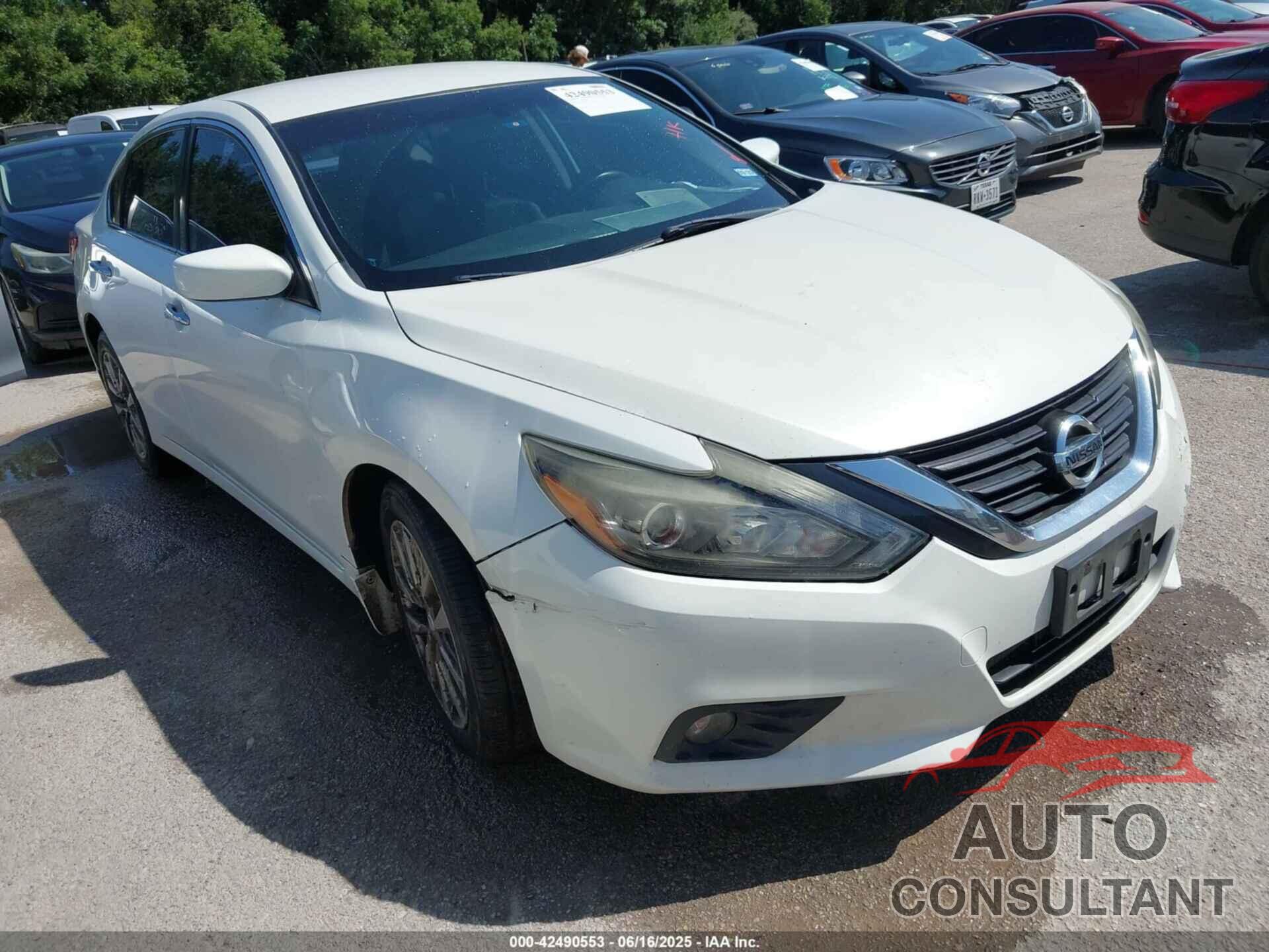 NISSAN ALTIMA 2017 - 1N4AL3AP1HN310252