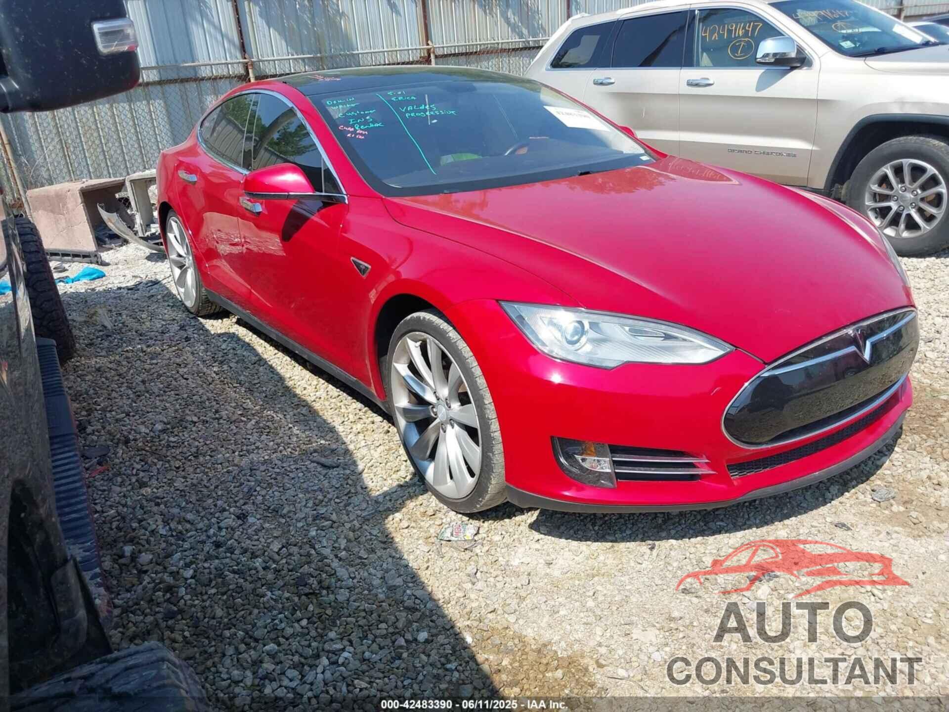 TESLA MODEL S 2013 - 5YJSA1CP6DFP17689