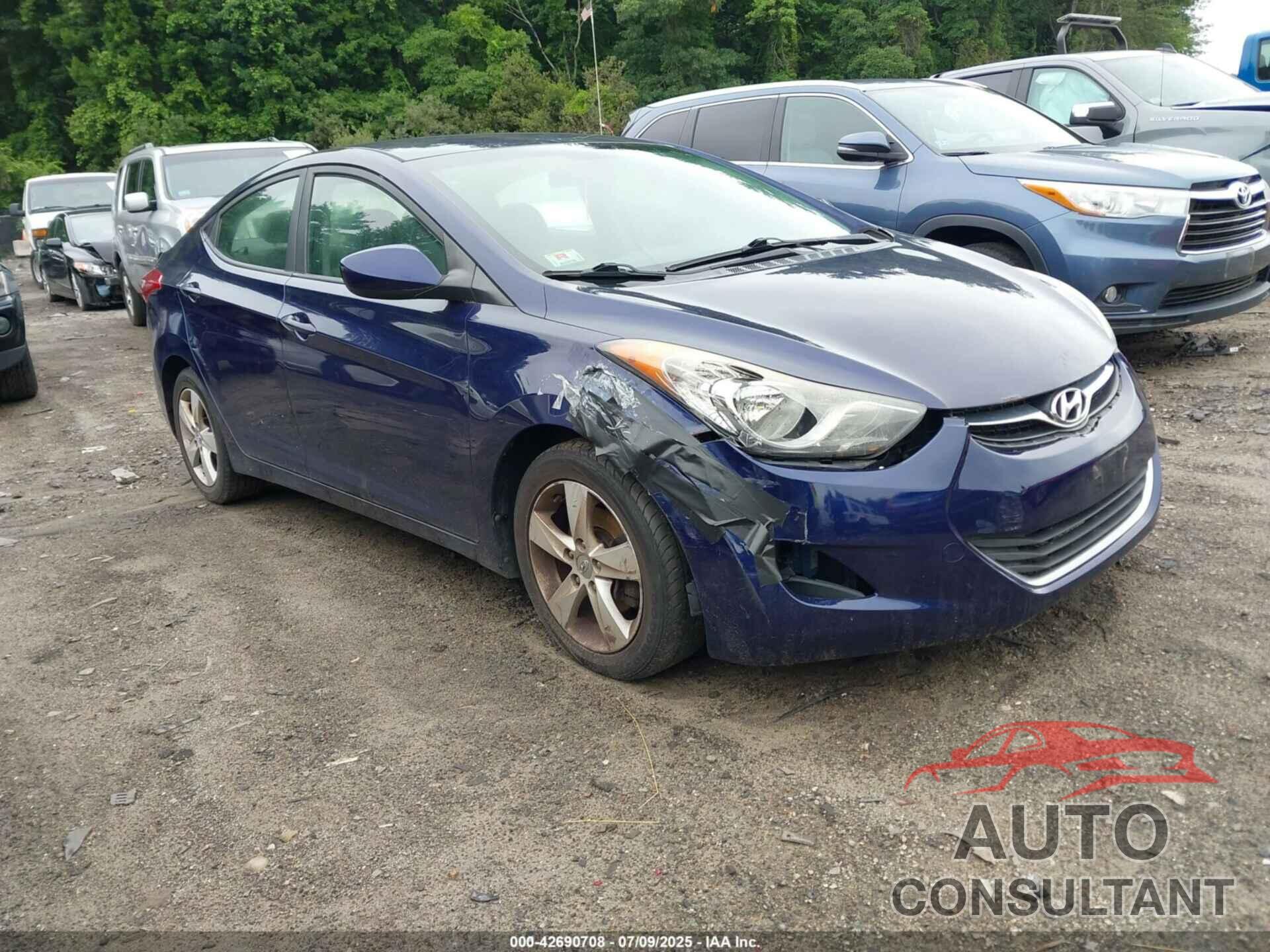 HYUNDAI ELANTRA 2013 - 5NPDH4AE6DH270001