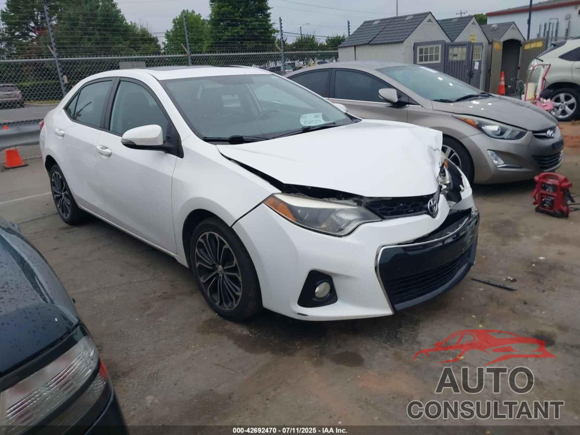 TOYOTA COROLLA 2015 - 2T1BURHEXFC428707