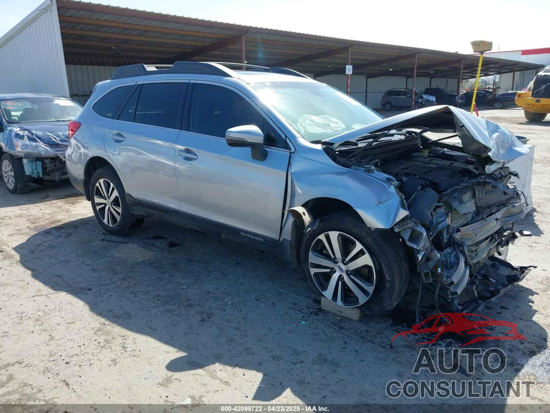 SUBARU OUTBACK 2018 - 4S4BSENC6J3328392