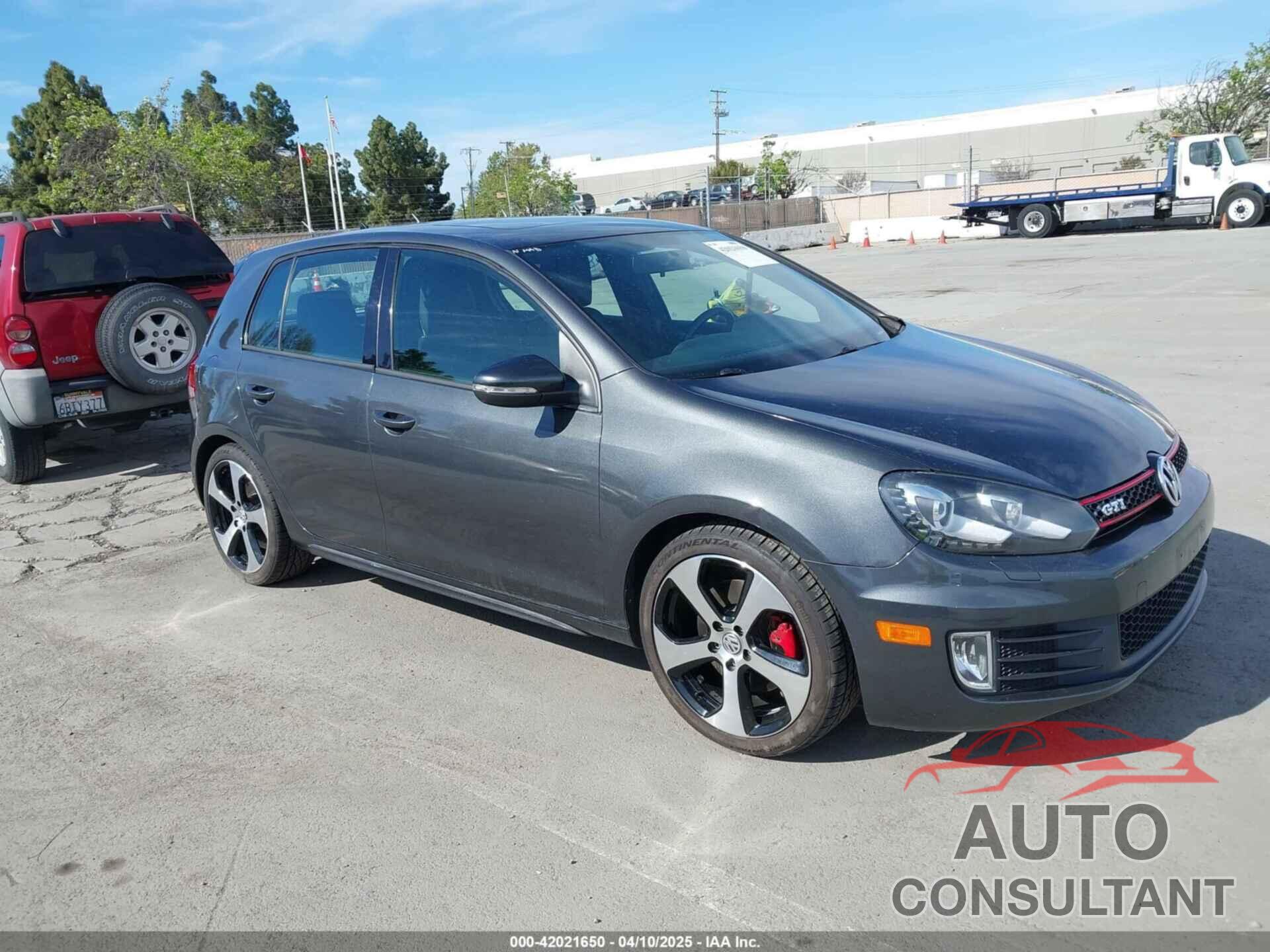 VOLKSWAGEN GTI 2013 - WVWHD7AJ2DW132851