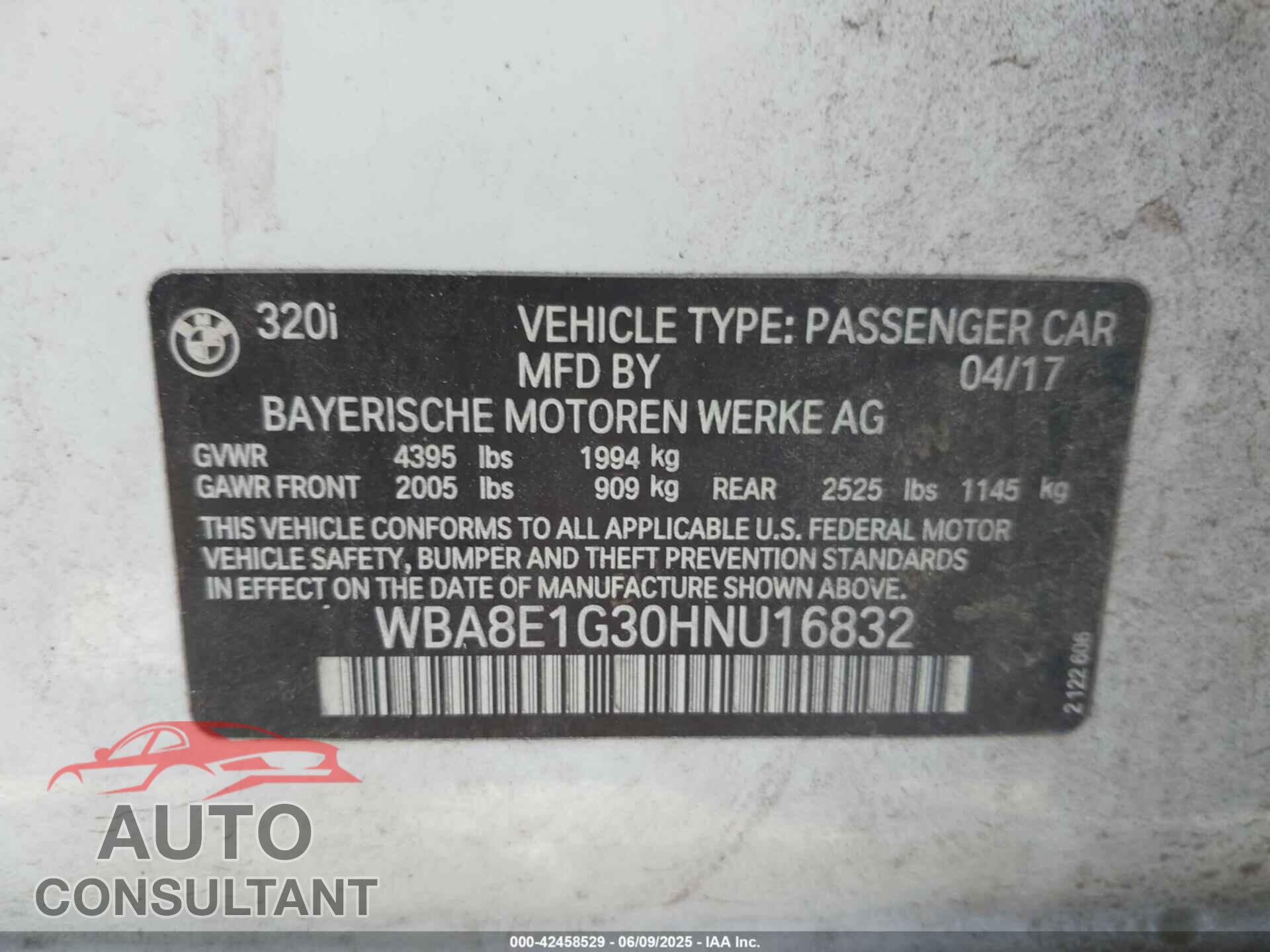 BMW 320I 2017 - WBA8E1G30HNU16832