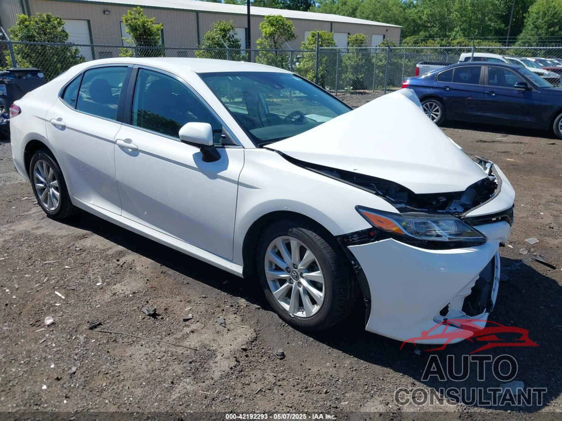 TOYOTA CAMRY 2019 - 4T1B11HK2KU187475