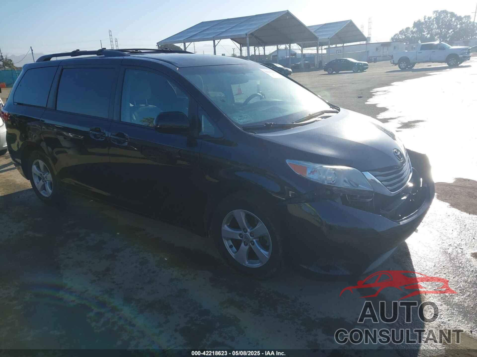 TOYOTA SIENNA 2015 - 5TDKK3DC2FS615423