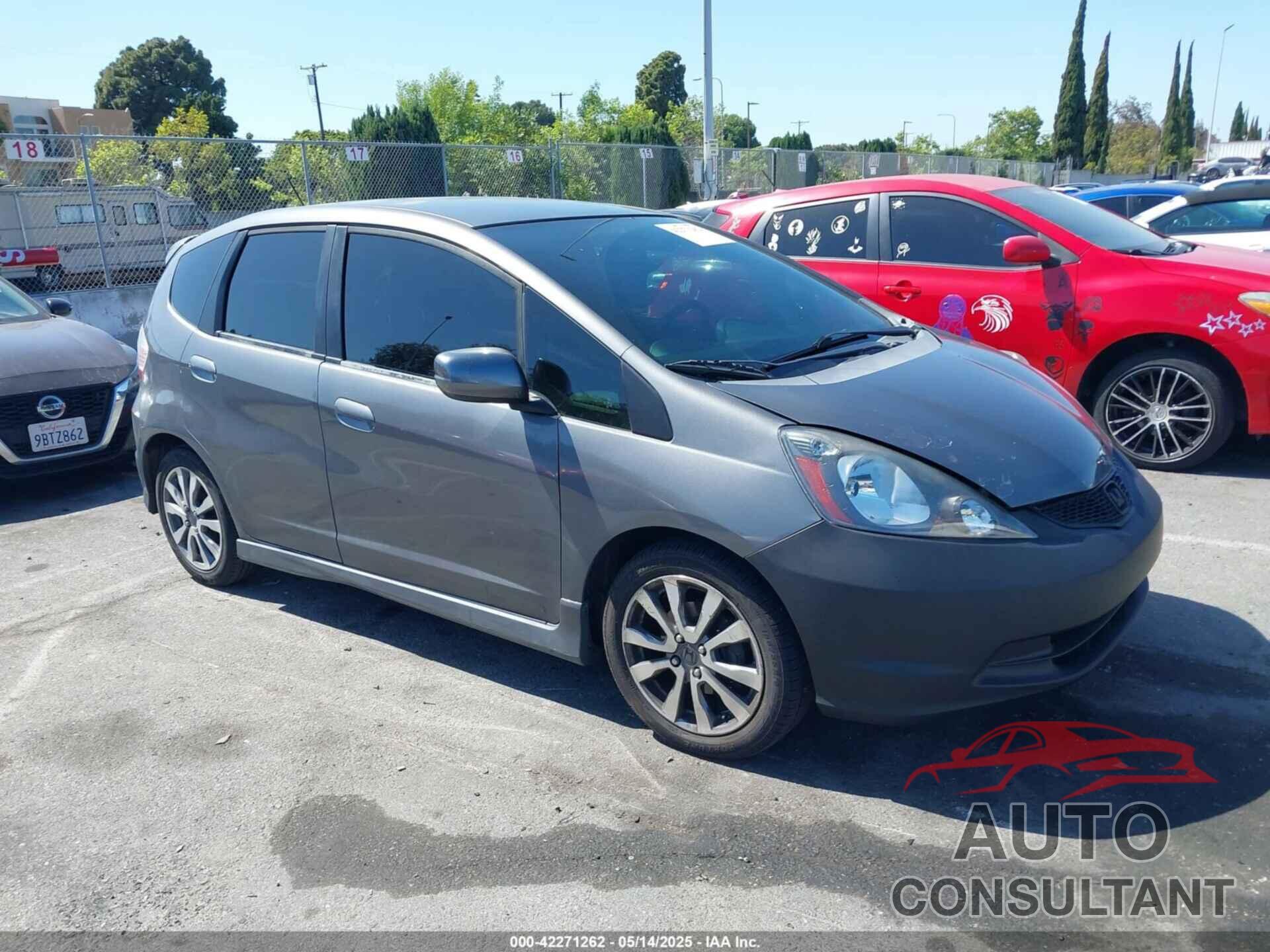 HONDA FIT 2013 - JHMGE8H51DC057194