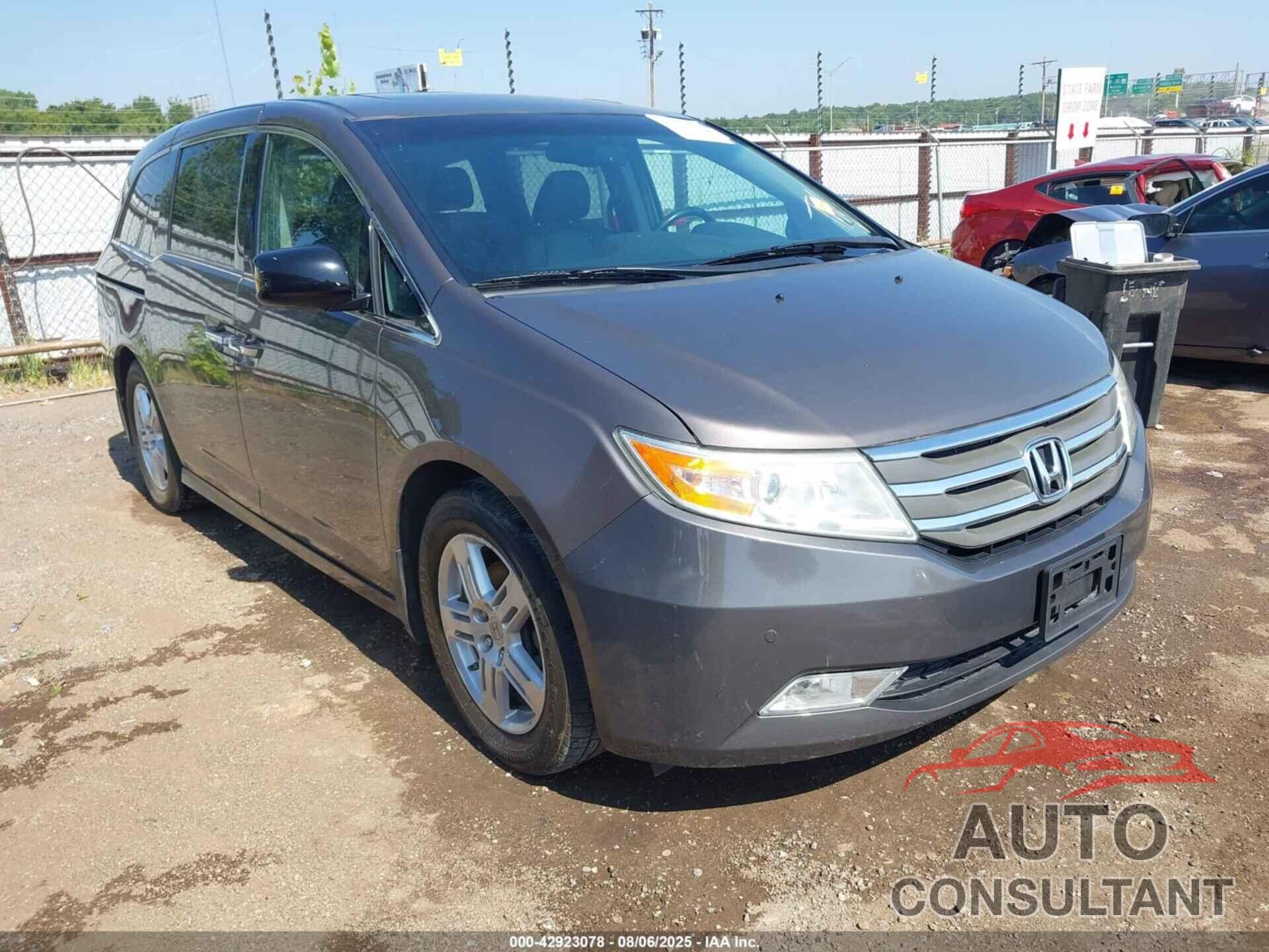 HONDA ODYSSEY 2013 - 5FNRL5H94DB078643