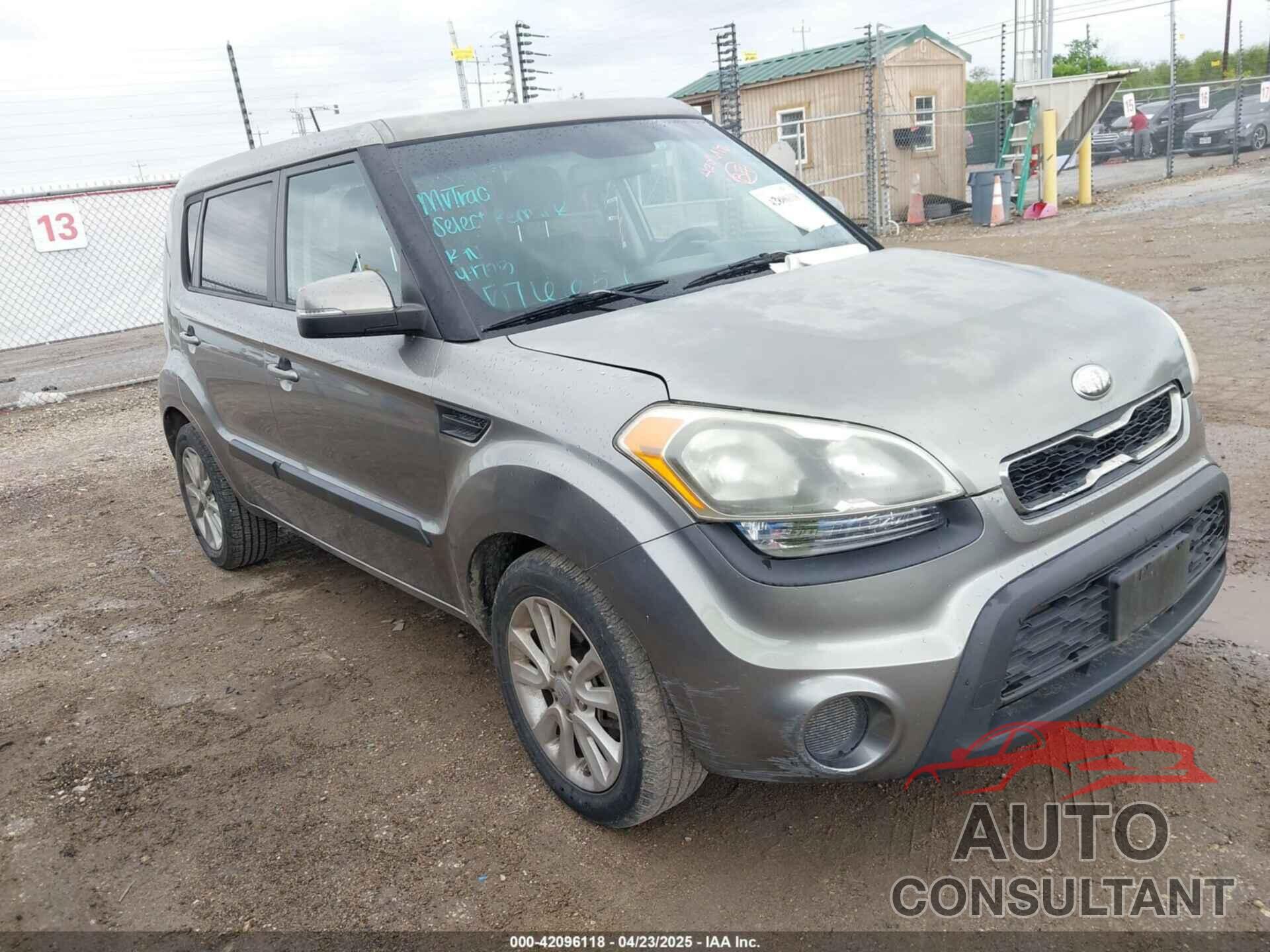 KIA SOUL 2013 - KNDJT2A6XD7576637