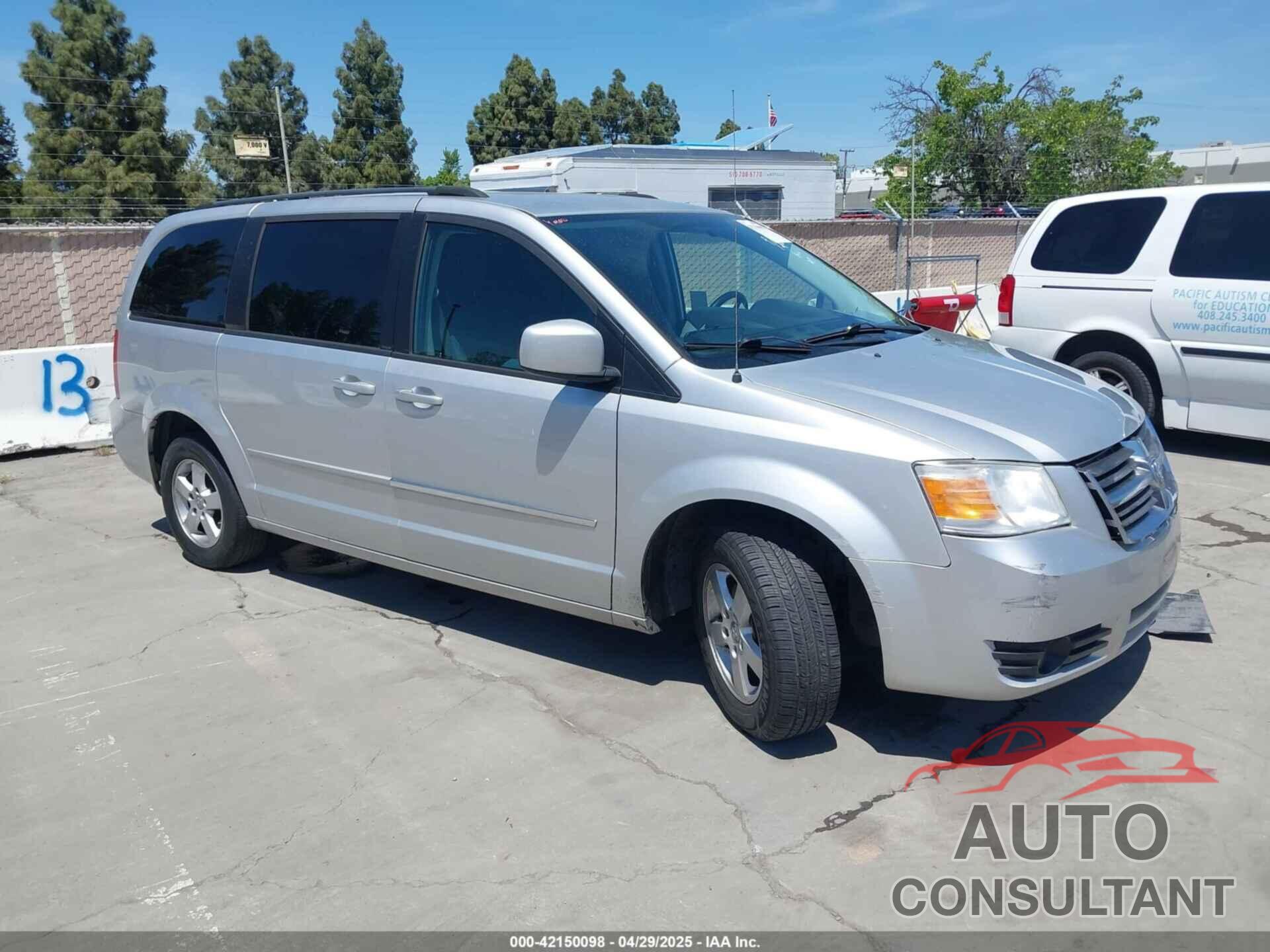 DODGE GRAND CARAVAN 2010 - 2D4RN5D1XAR263938
