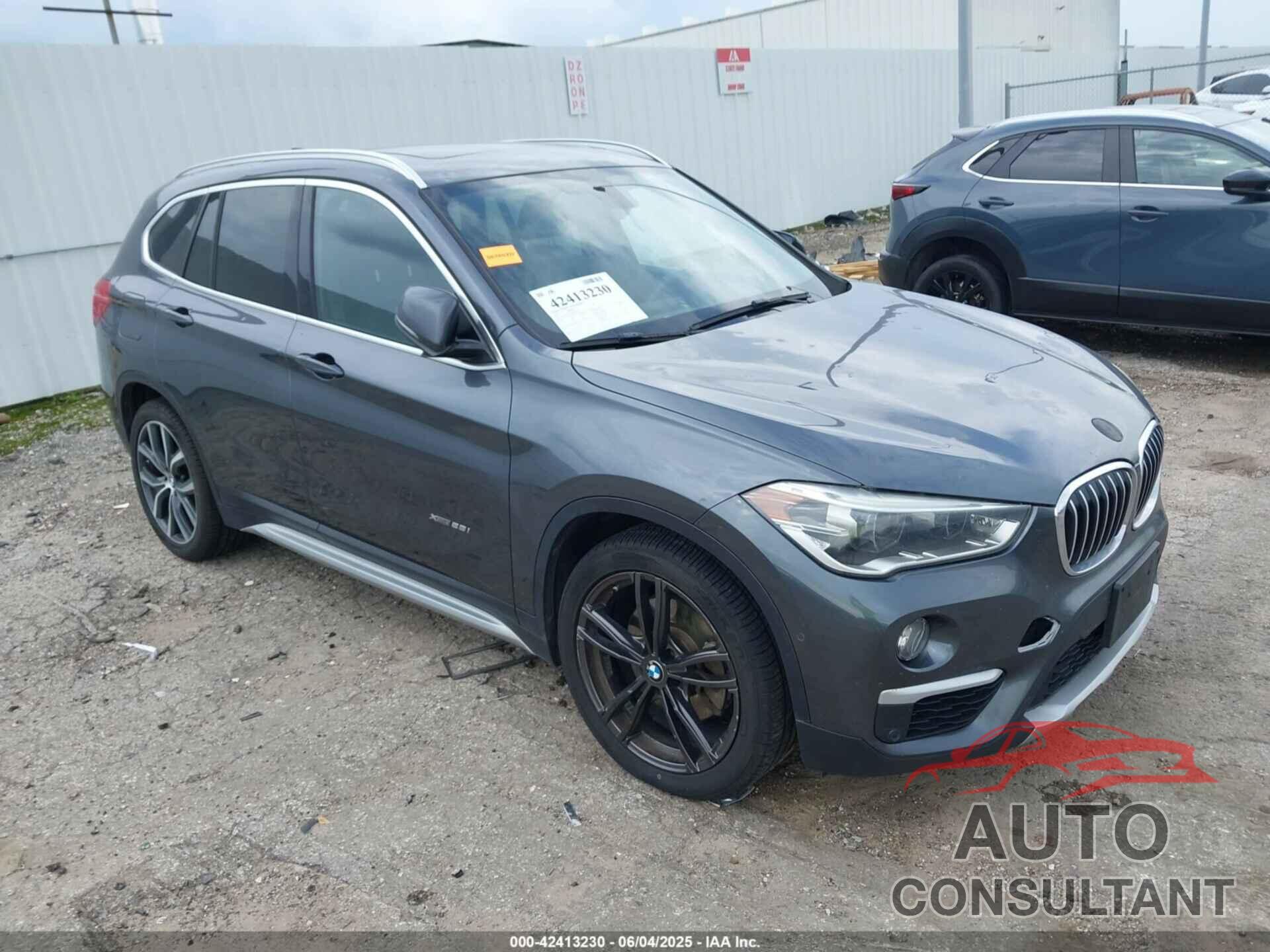 BMW X1 2016 - WBXHT3C37GP882354