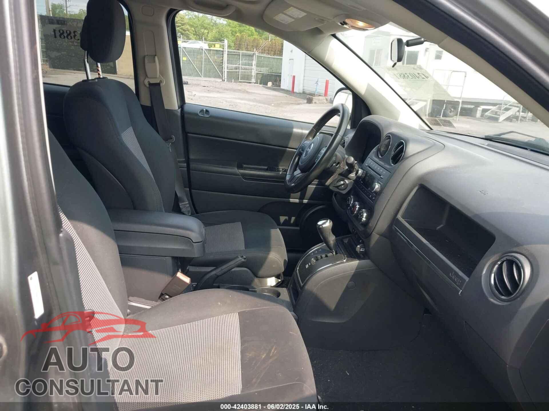 JEEP COMPASS 2011 - 1J4NF1FB6BD278233