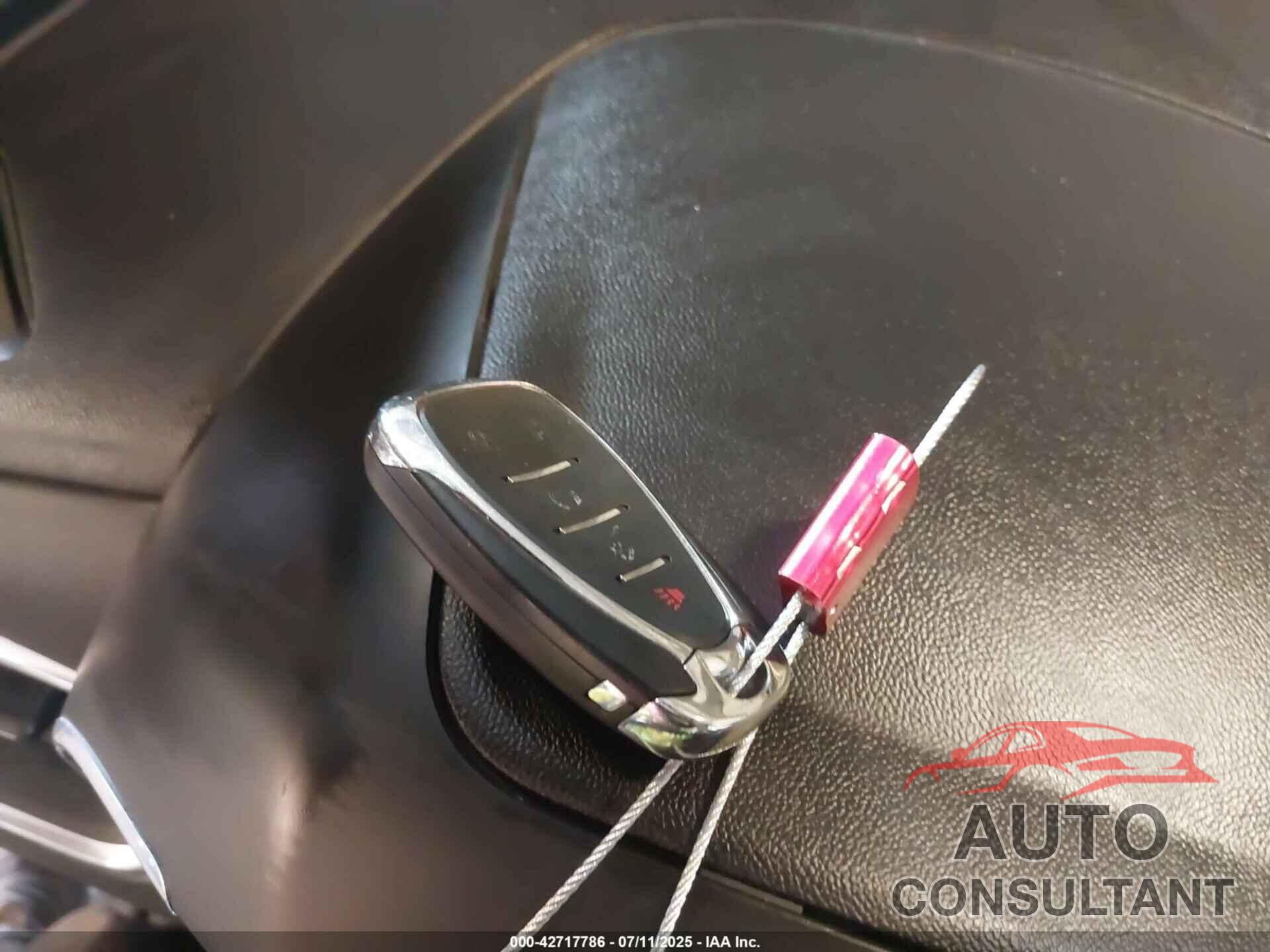 CHEVROLET EQUINOX 2018 - 2GNAXJEVXJ6108541