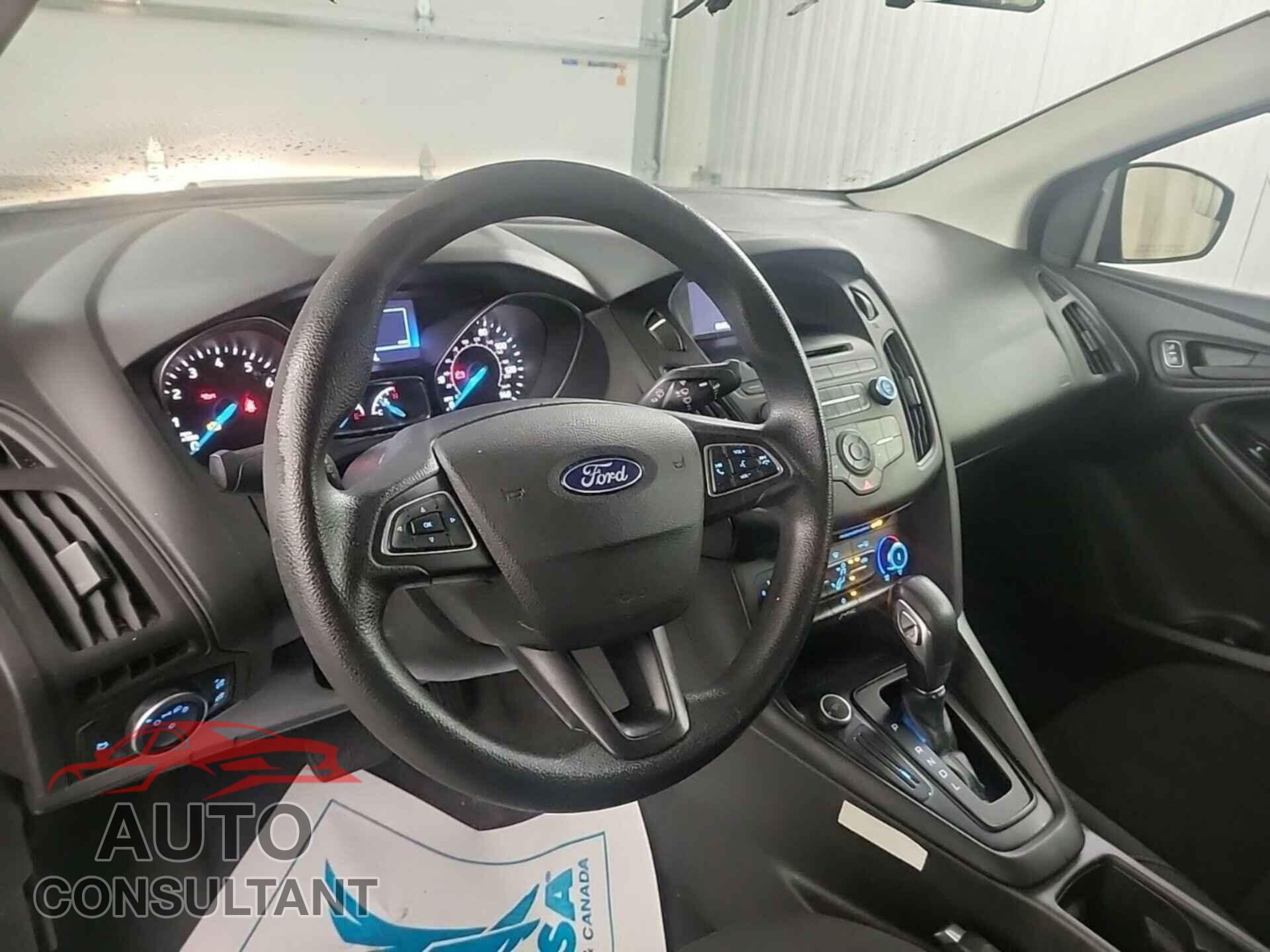 FORD FOCUS 2016 - 1FADP3E28GL306810