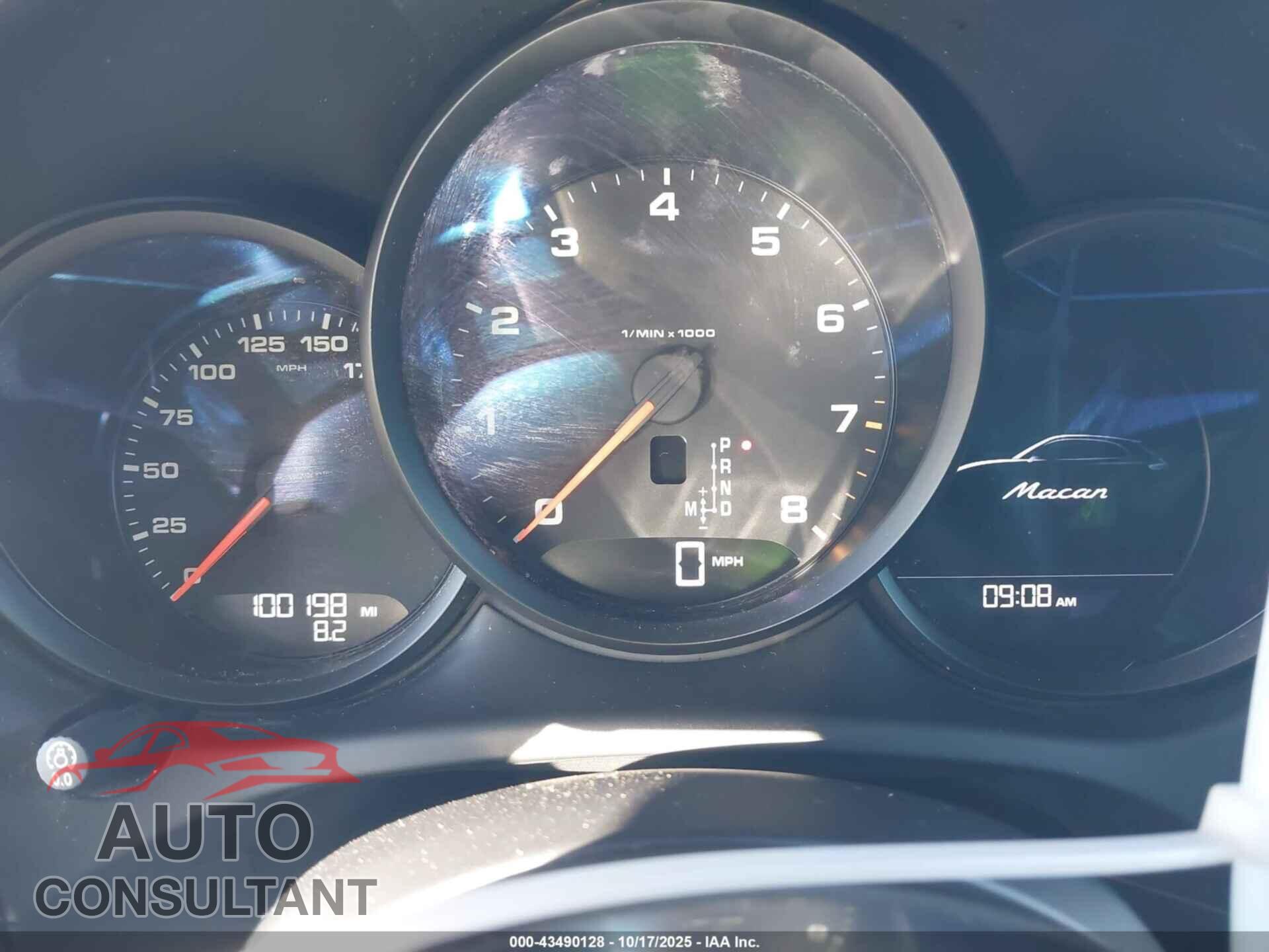 PORSCHE MACAN 2017 - WP1AA2A56HLB08834