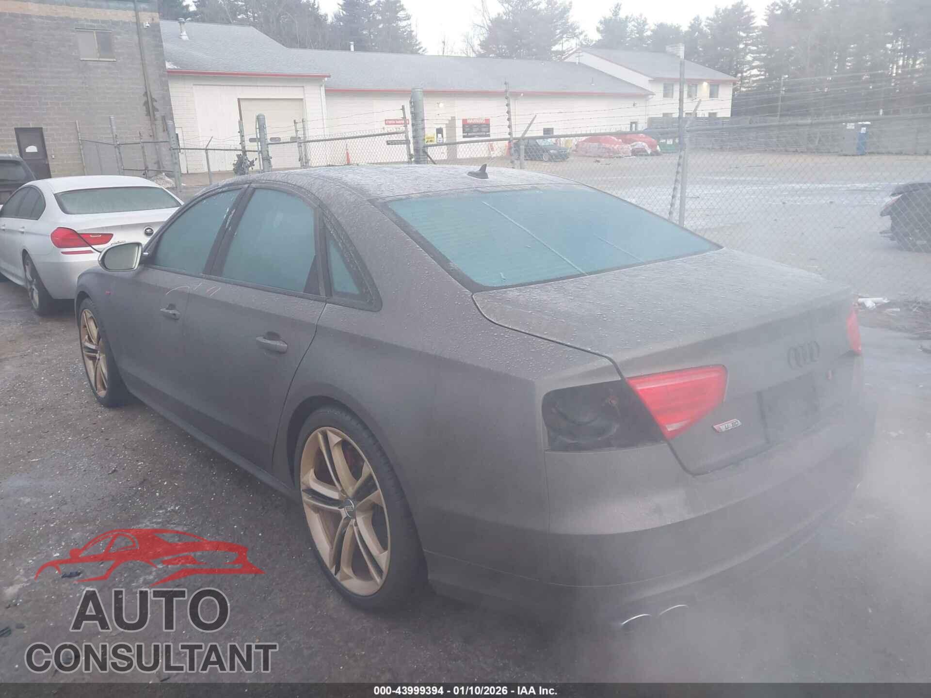 AUDI S8 2013 - WAUD2AFD3DN010491