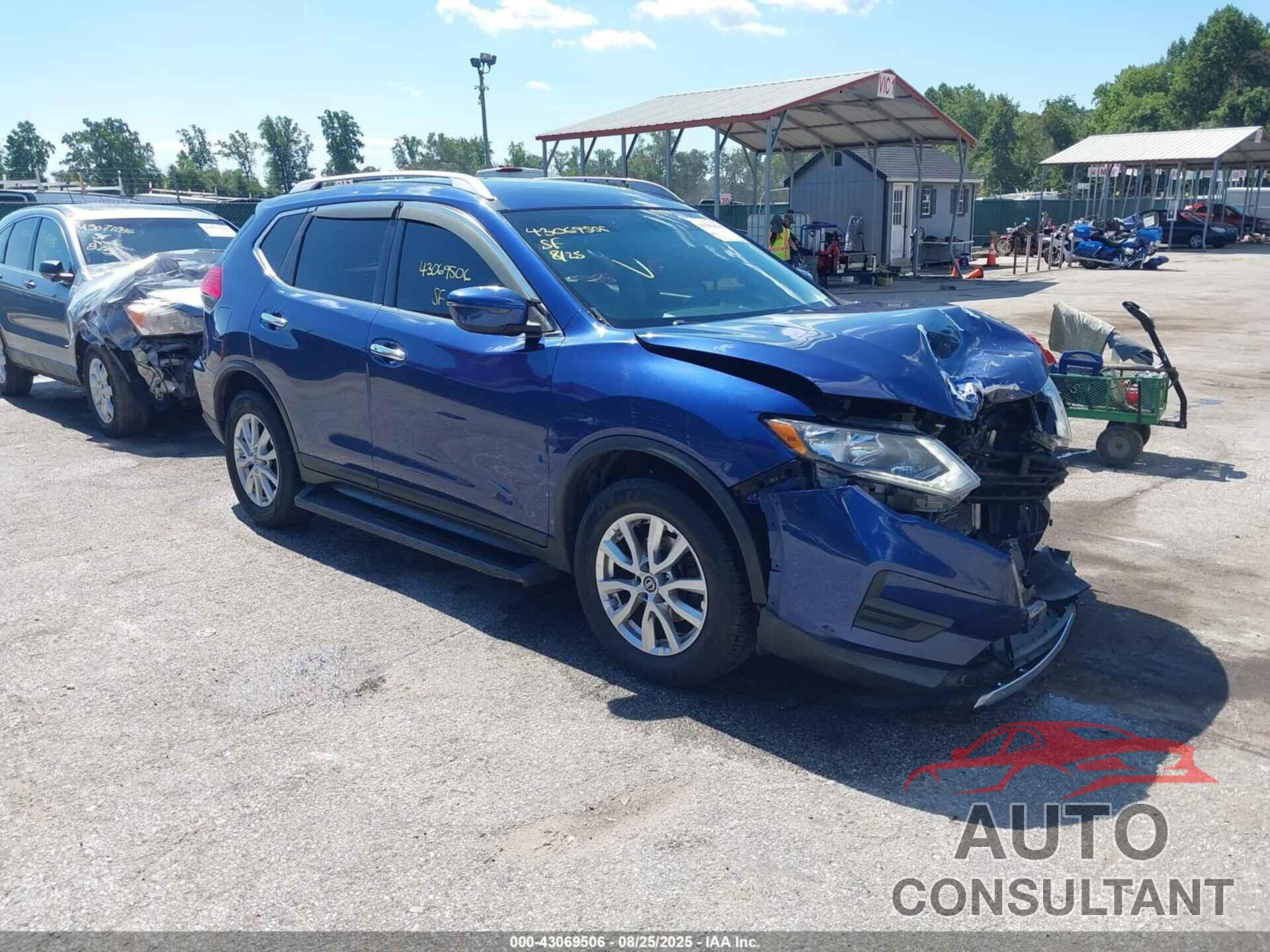 NISSAN ROGUE 2017 - KNMAT2MV8HP546464