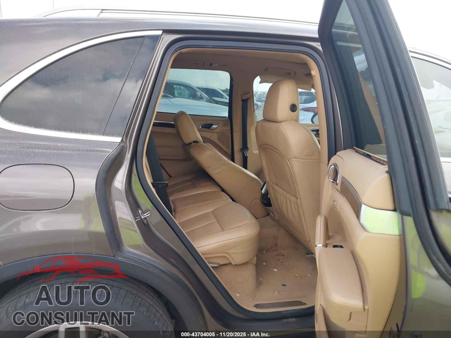 PORSCHE CAYENNE 2012 - WP1AB2A28CLA50947
