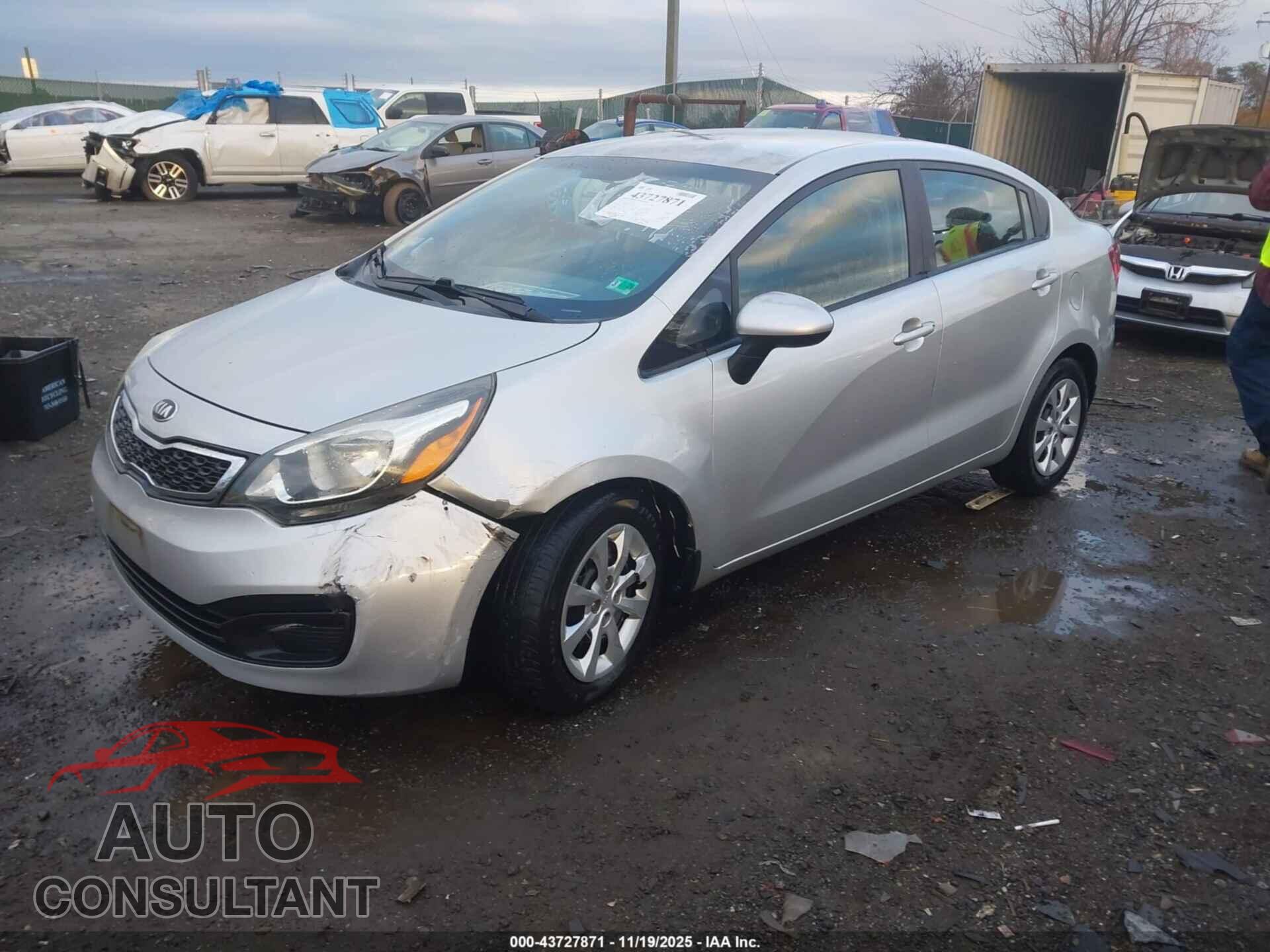 KIA RIO 2013 - KNADN4A33D6223653