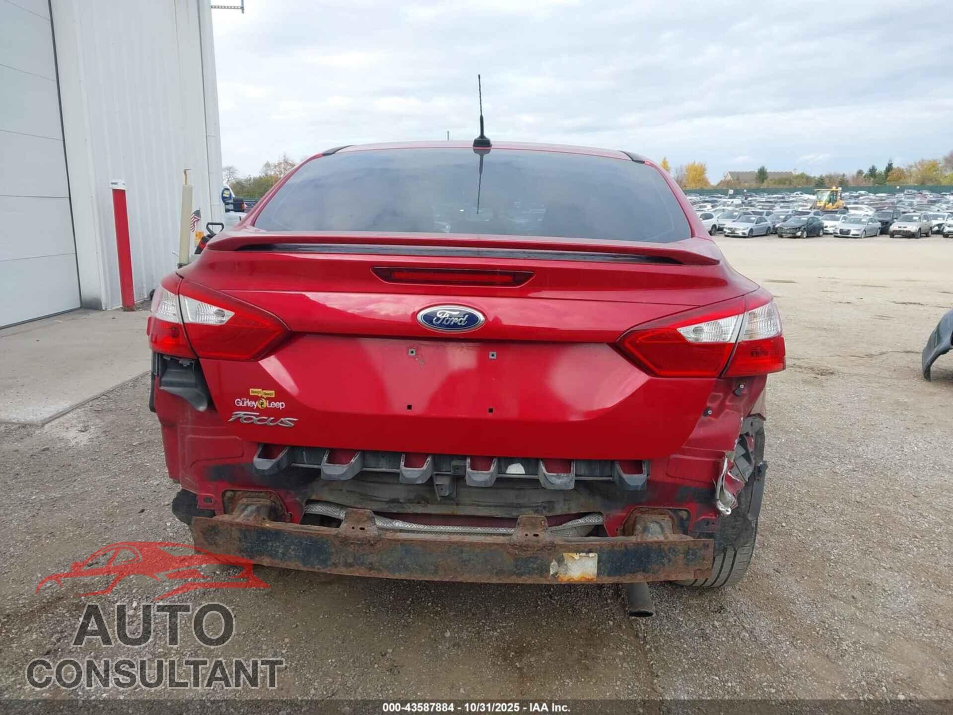 FORD FOCUS 2012 - 1FAHP3F20CL409455