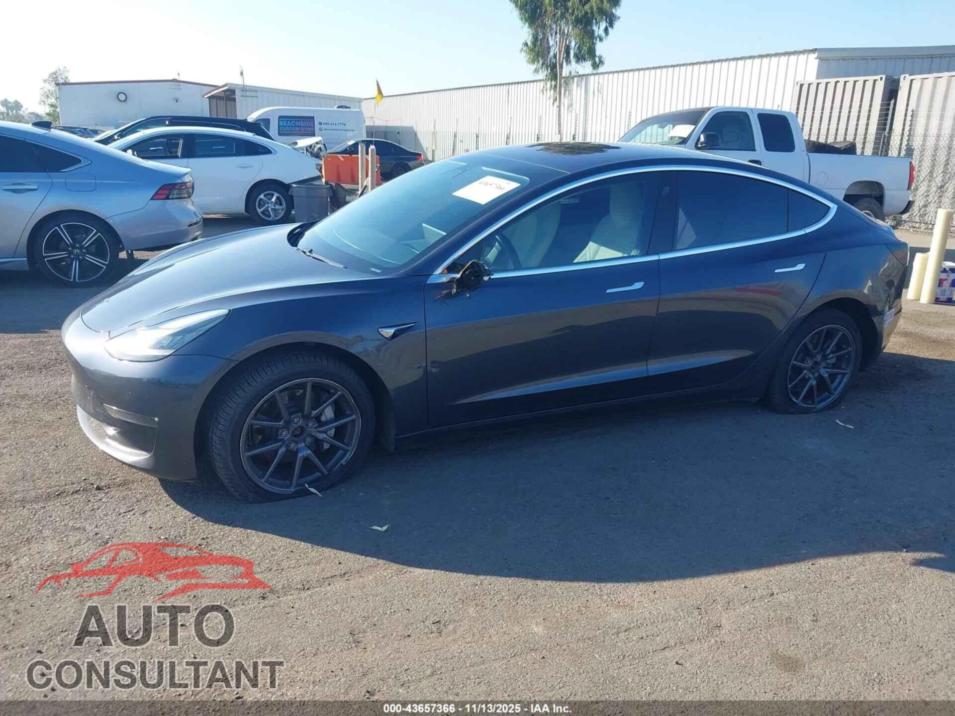 TESLA MODEL 3 2018 - 5YJ3E1EB3JF116178