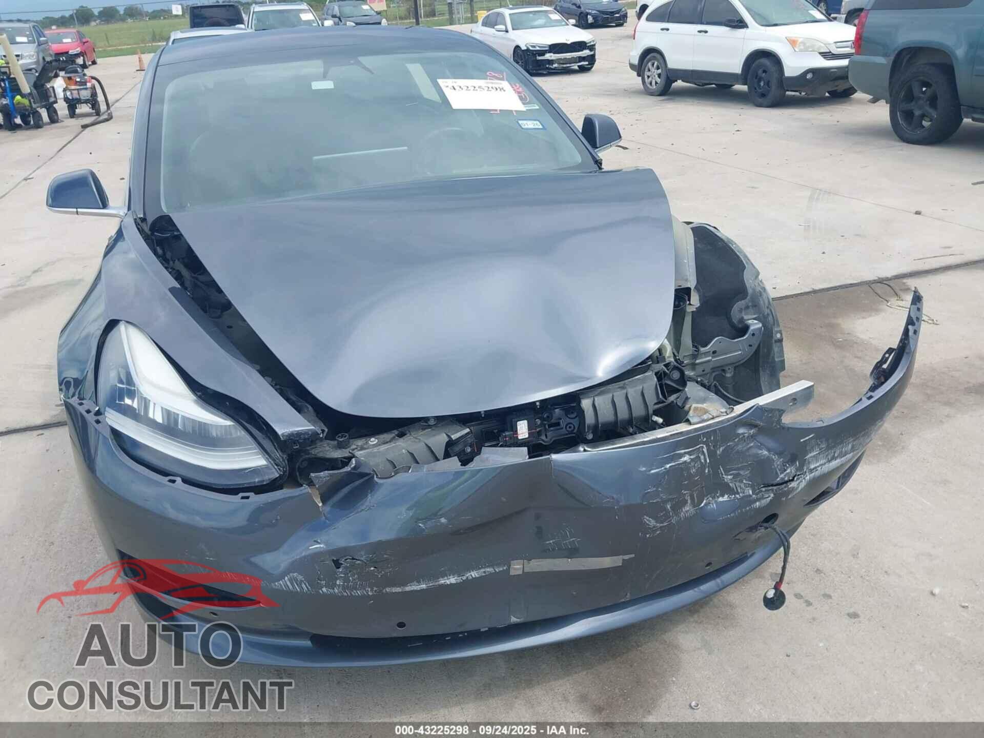TESLA MODEL 3 2018 - 5YJ3E1EA9JF046497
