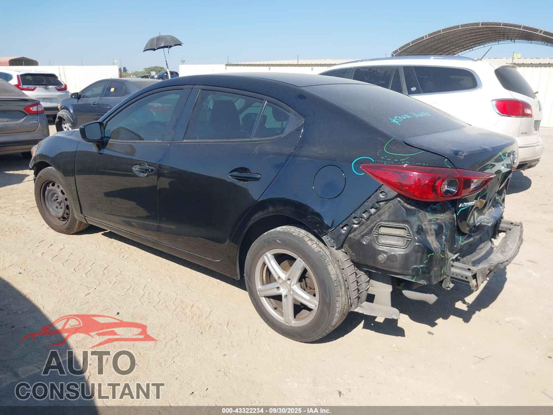 MAZDA MAZDA3 2017 - 3MZBN1U7XHM149478