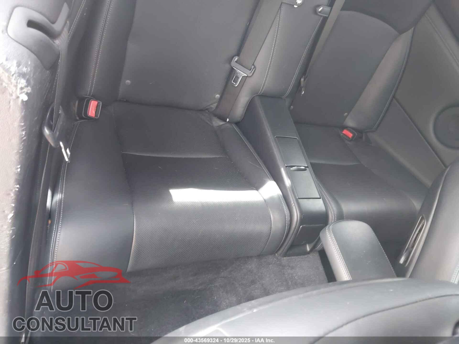 LEXUS IS 250C 2011 - JTHFF2C24B2519723