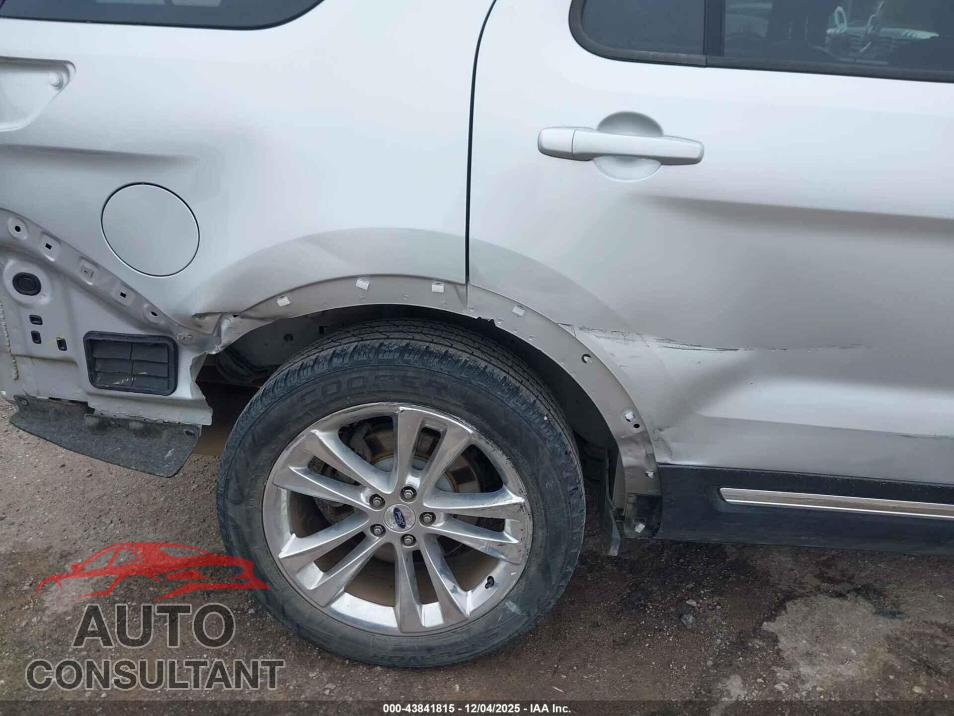 FORD EXPLORER 2018 - 1FM5K8D88JGB83179