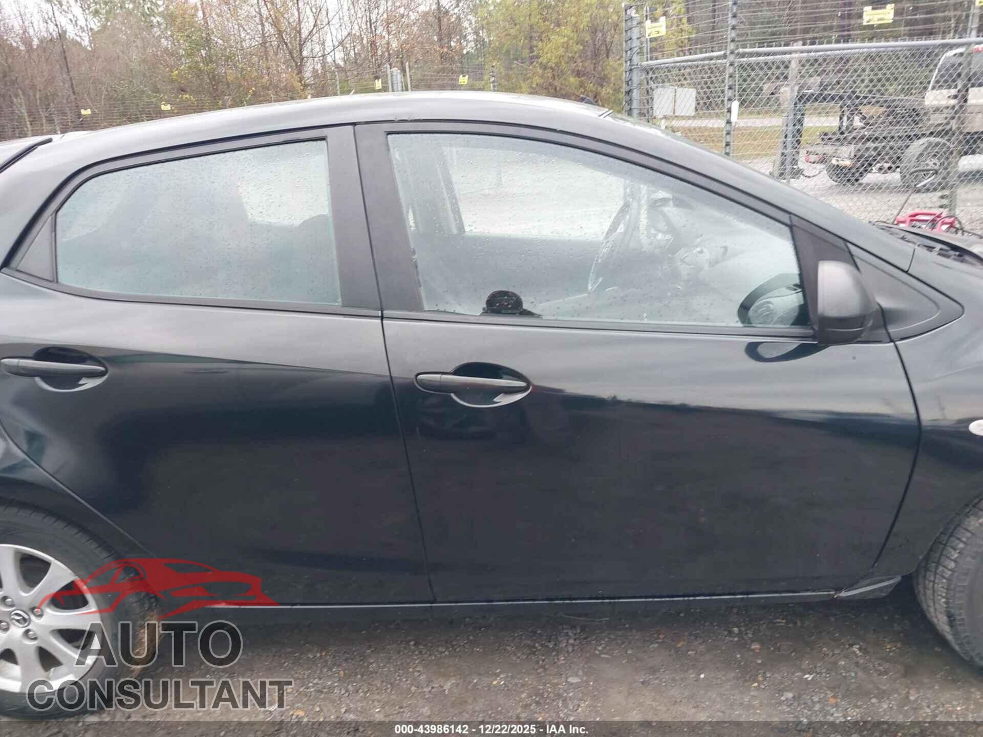 MAZDA MAZDA2 2013 - JM1DE1LZ3D0158423