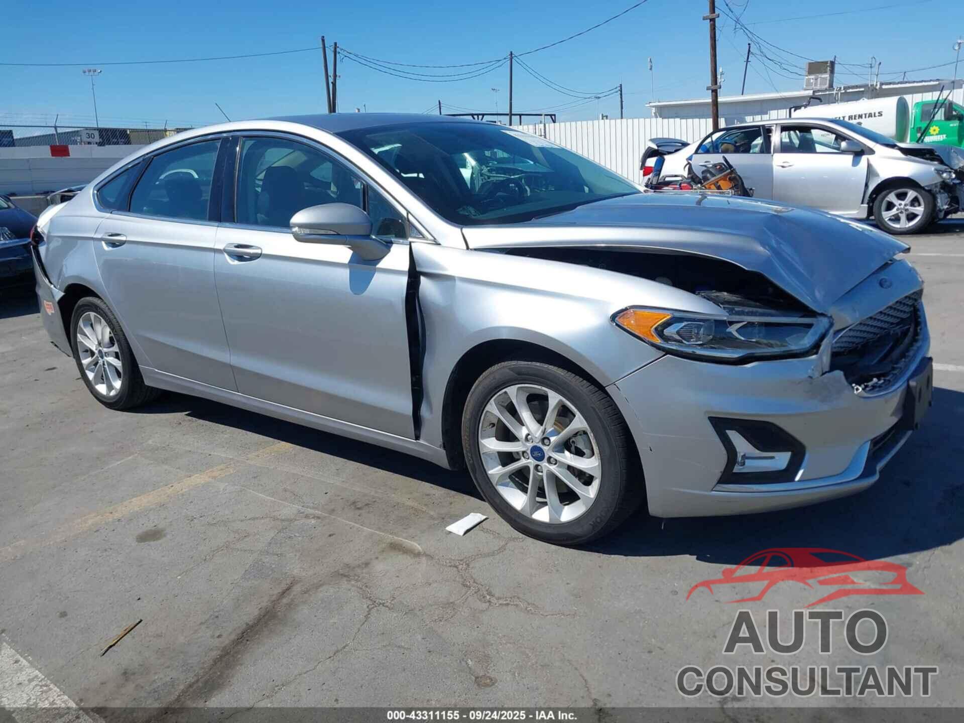 FORD FUSION 2020 - 3FA6P0SU8LR112903